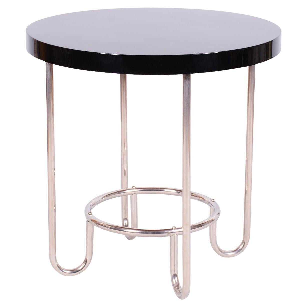 Table ronde Bauhaus restaurée, par les usines Slezák, chrome, tchèque, années 1920