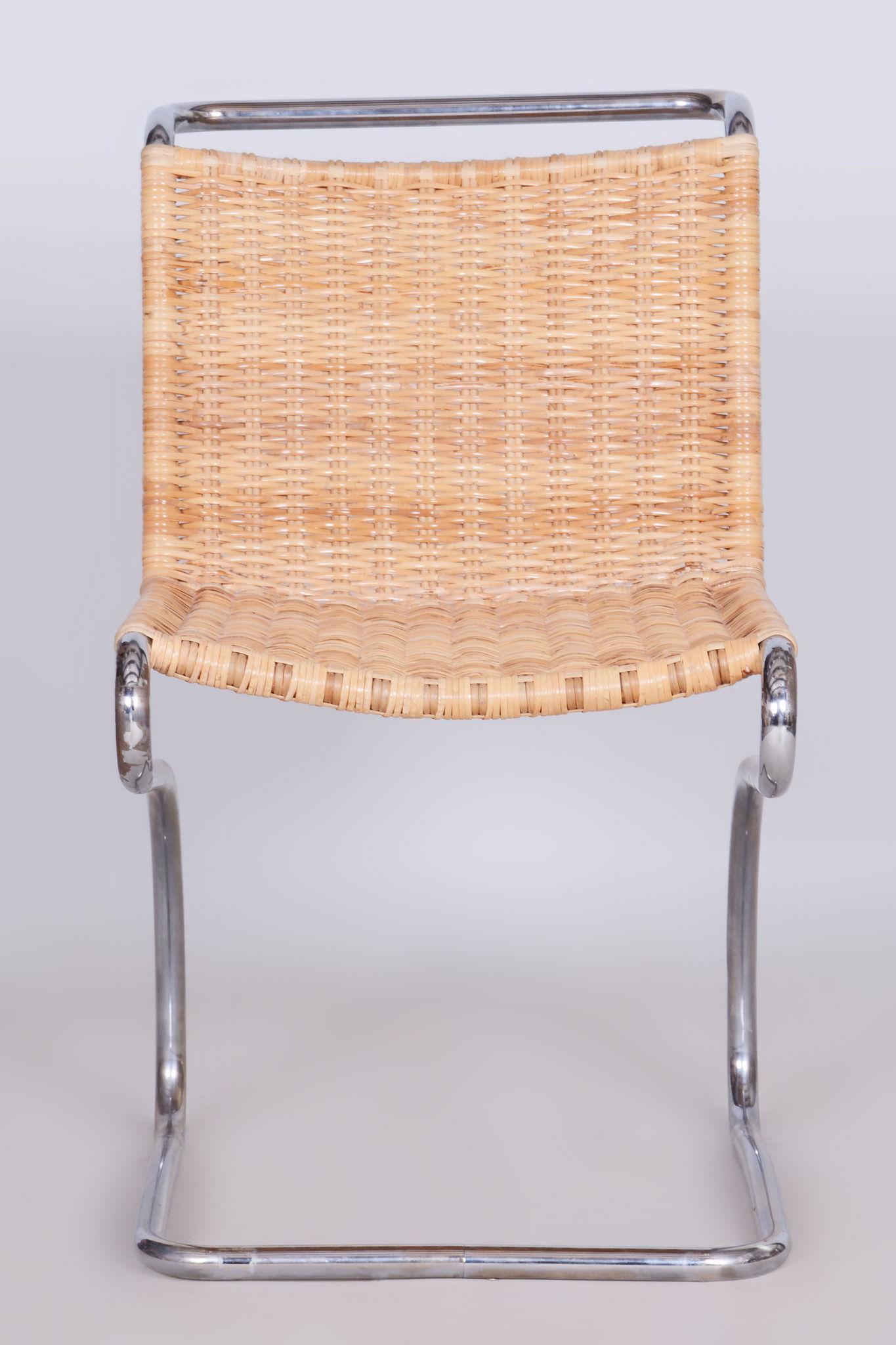 Restored Bauhaus Set of Chairs, J. Halabala, UP Zavody, Chrome, Czechia, 1930s For Sale 2