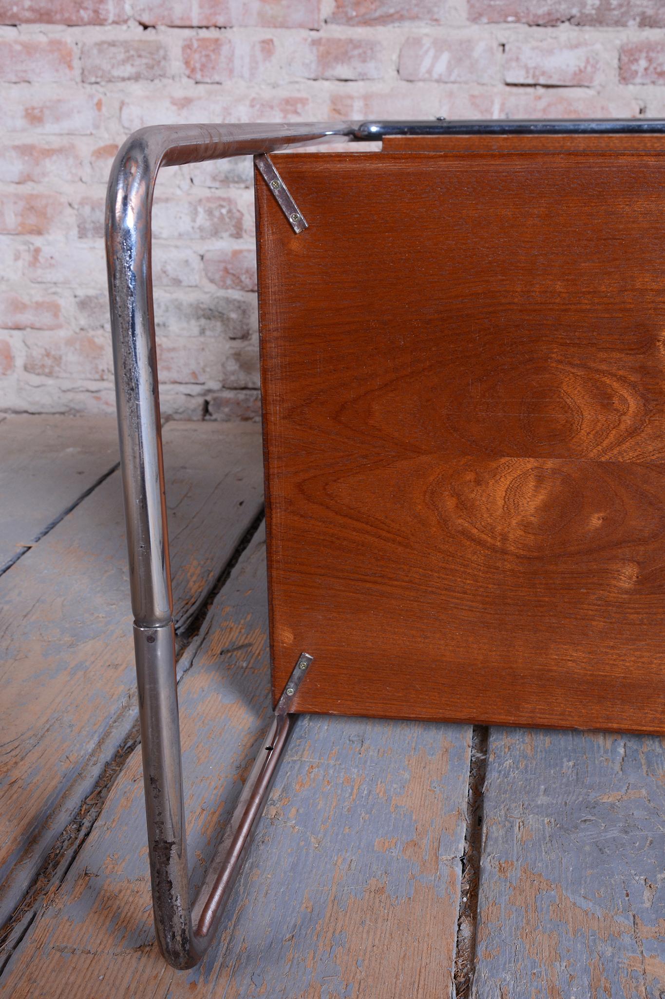 Restored Bauhaus Side Table, by Hynek Gottwald, Walnut, Chrome, Czech, 1920s For Sale 7