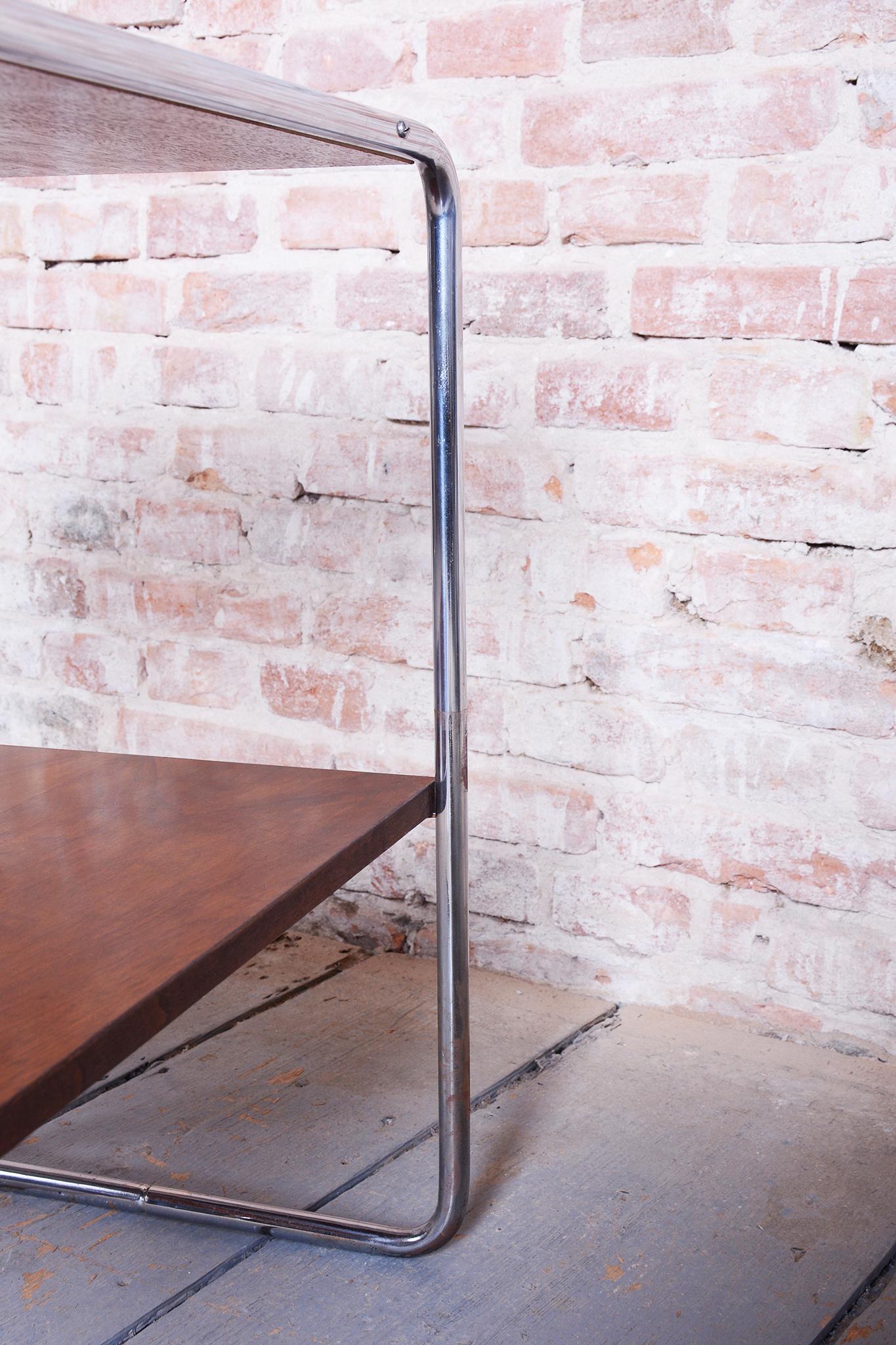 Restored Bauhaus Side Table, by Hynek Gottwald, Walnut, Chrome, Czech, 1920s For Sale 3