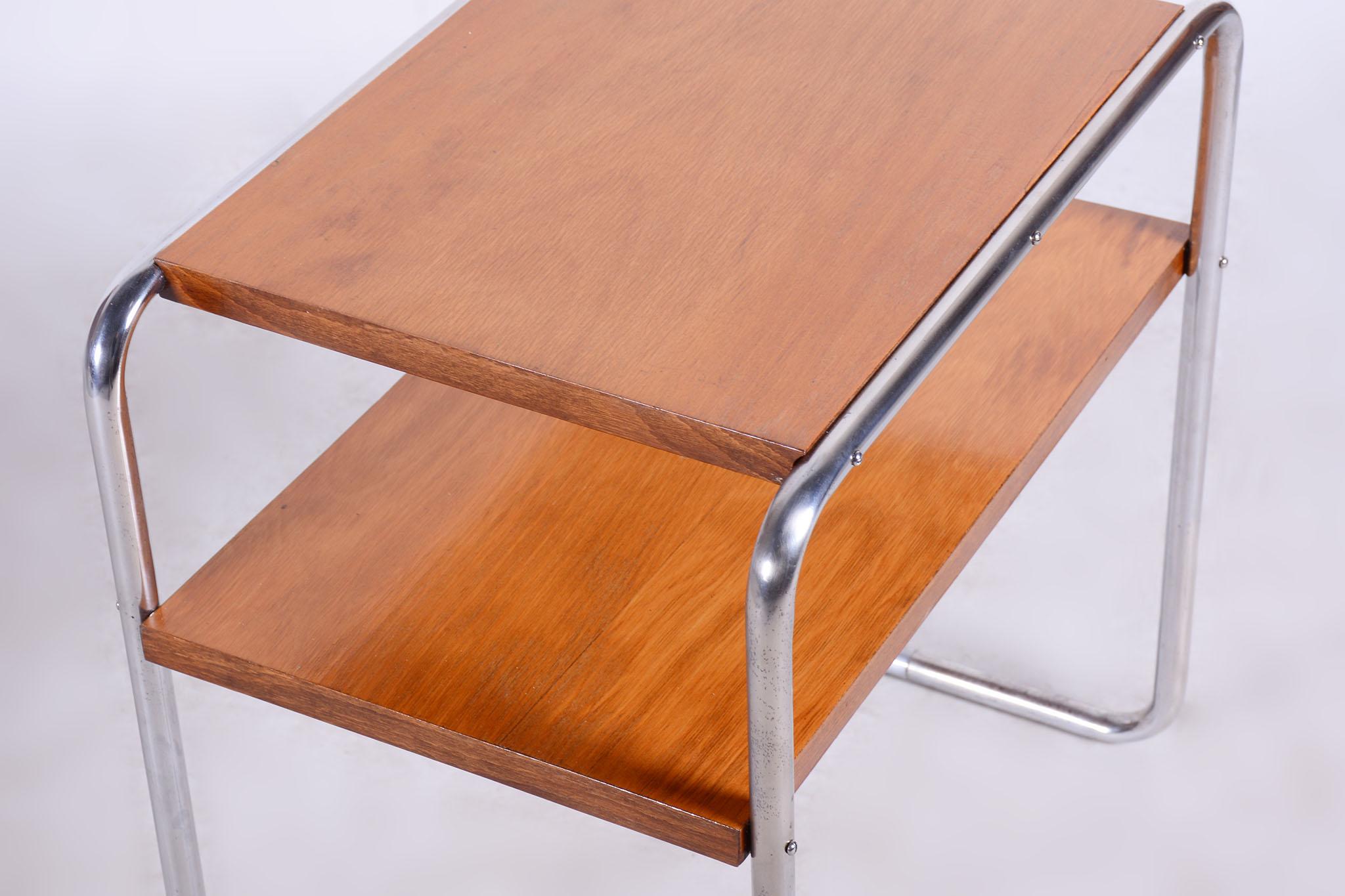 Restored Bauhaus Side Table, Oak, Chrome-Plated Steel, Czechia, 1930s In Good Condition For Sale In Horomerice, CZ