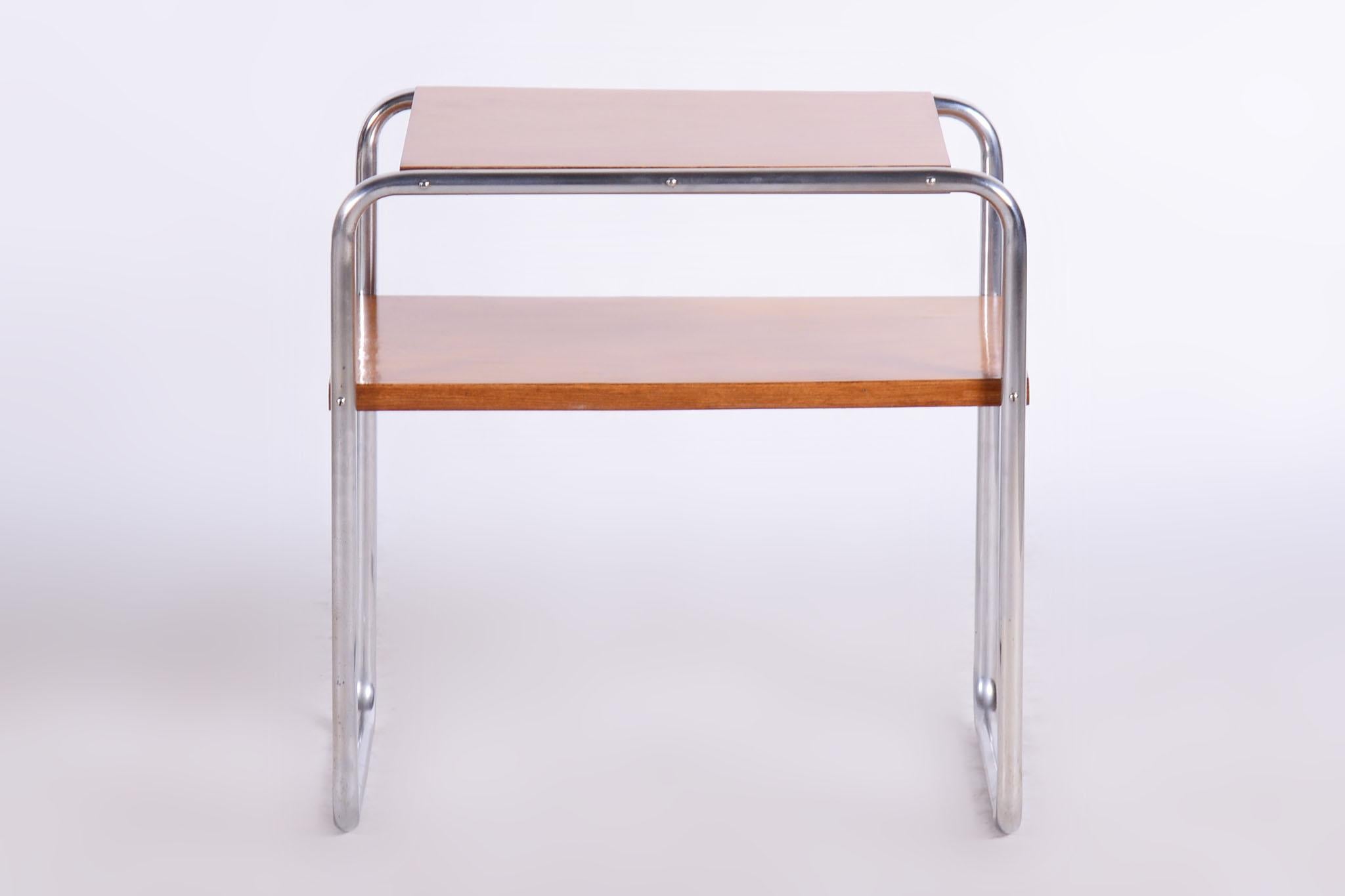Restored Bauhaus Side Table, Oak, Chrome-Plated Steel, Czechia, 1930s For Sale 2
