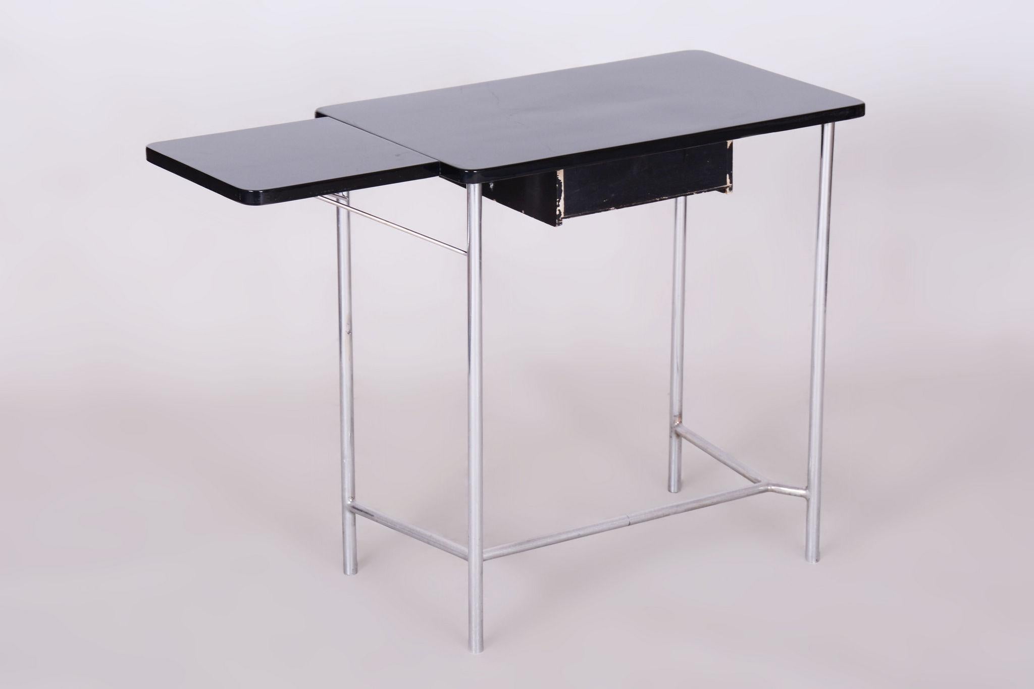 Petite table dissociée Bauhaus restaurée, par Mücke & Melder, chrome, tchèque, années 1930 en vente 4