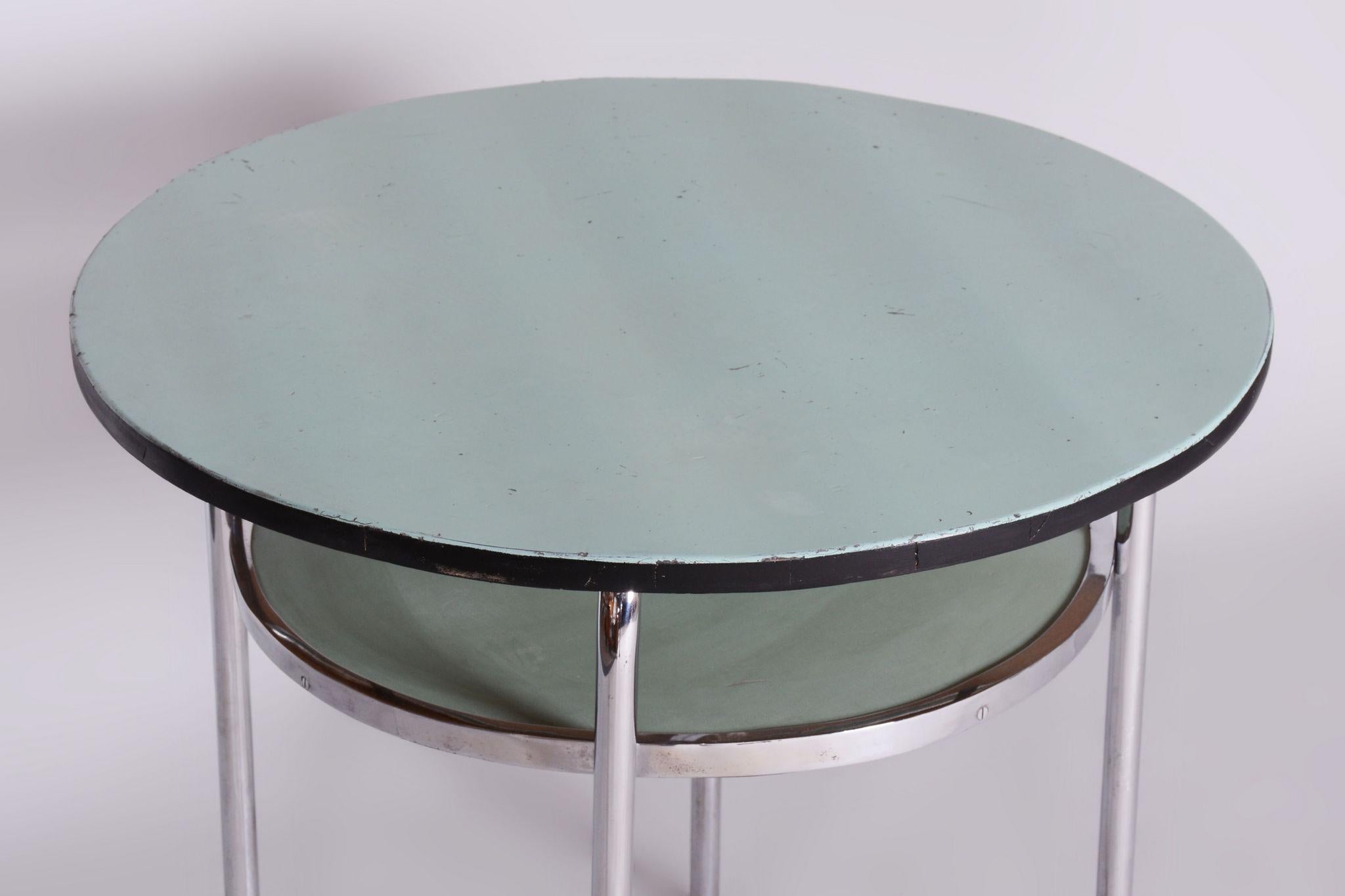Petite table ronde Bauhaus restaurée, chrome, polonaise renouvelée, République tchèque, années 1930 en vente 1