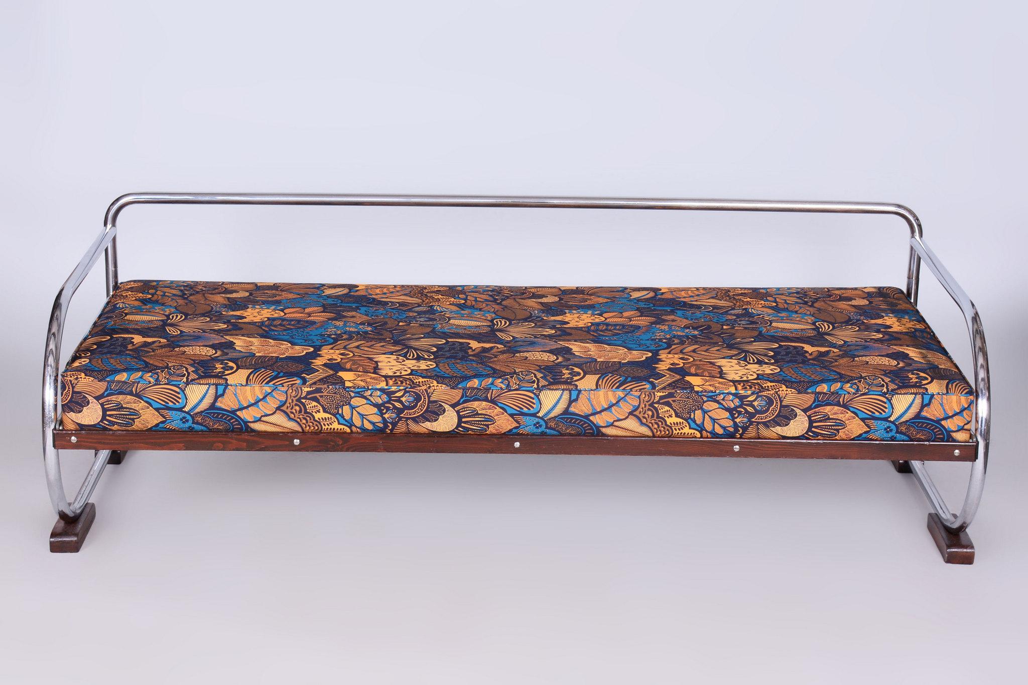 Upholstery Restored Bauhaus Sofa, by Robert Slezak, Beech, Czech, 1930s For Sale