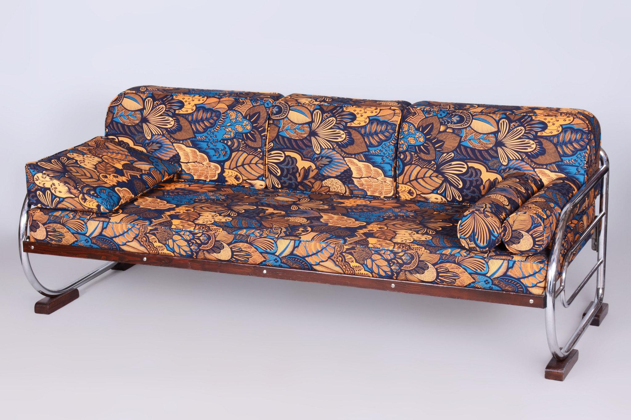 Restored Bauhaus Sofa, by Robert Slezak, Beech, Czech, 1930s For Sale 3