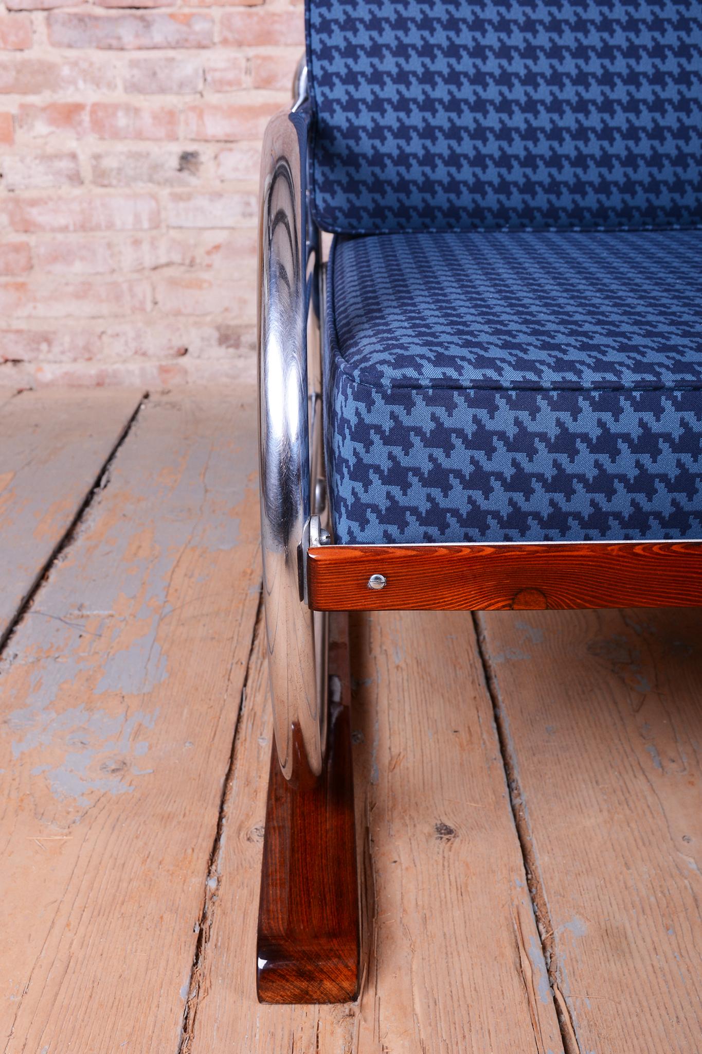 Restored Bauhaus Sofa, by Robert Slezak, Chrome, Beech, Polished, Czech, 1930s For Sale 2