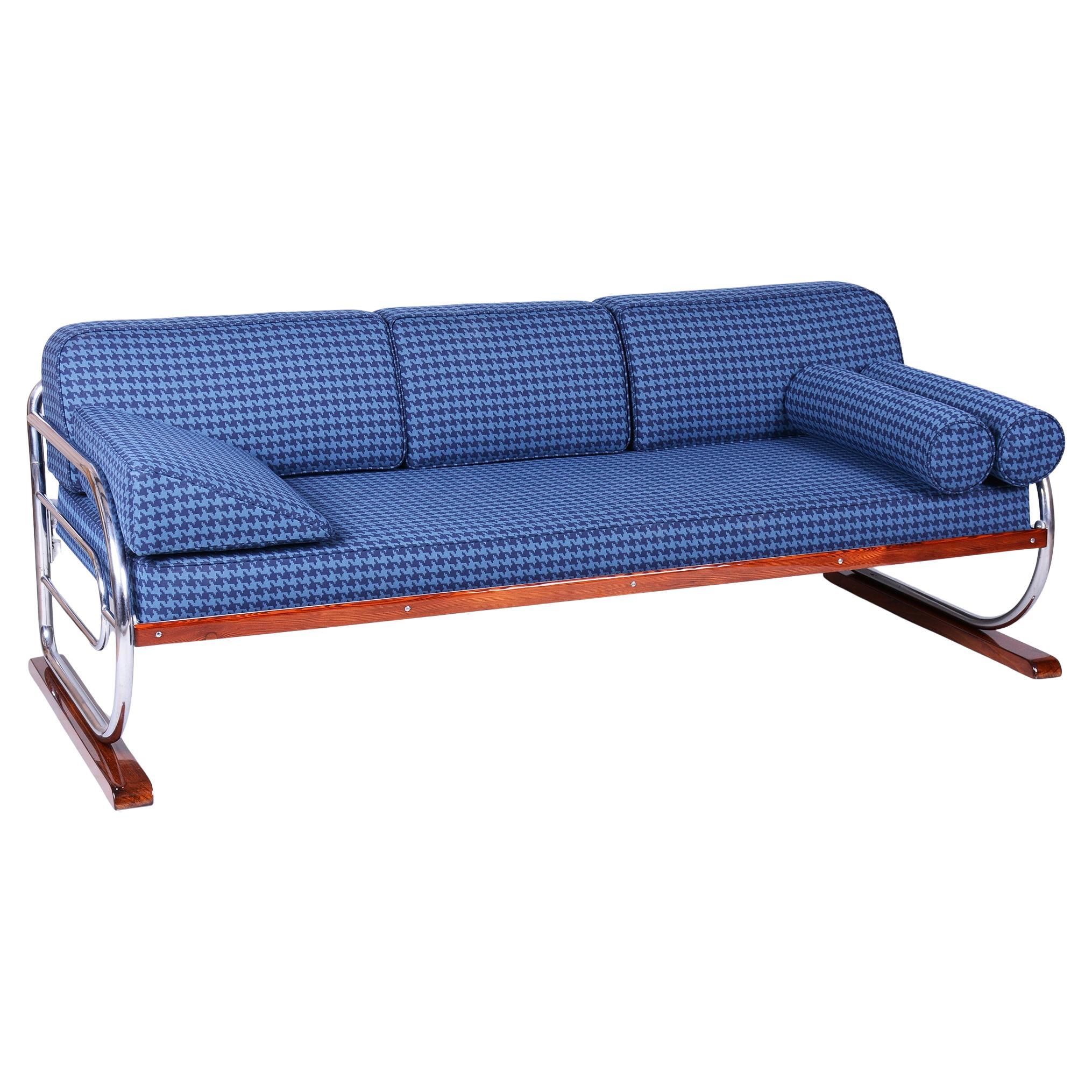 Restored Bauhaus Sofa, by Robert Slezak, Chrome, Beech, Polished, Czech, 1930s