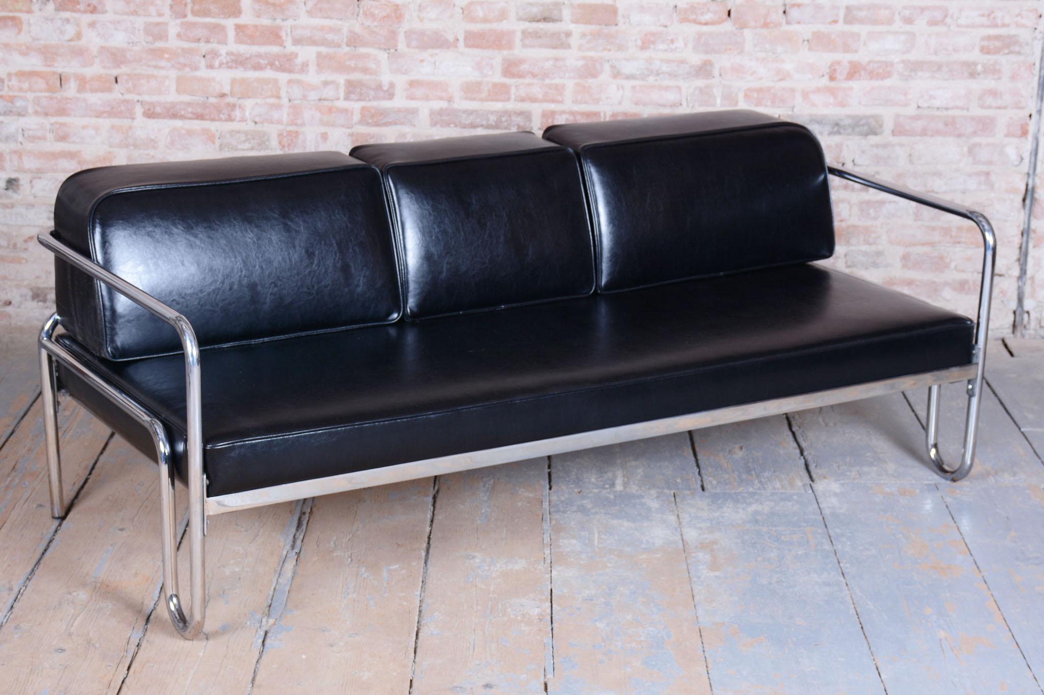 Restauriertes Bauhaus-Sofa, verchromter Stahl, hochwertiges Leder, tschechisch, 1930er Jahre im Angebot 6