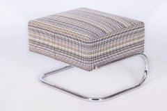 Restaurierter Bauhaus-Hocker, von Robert Slezák, verchromter Stahl, Tschechien, 1930er Jahre