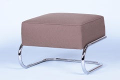 Restaurierter Bauhaus-Hocker, von Robert Slezák, Chrom, Stahl, Tschechien, 1930er Jahre