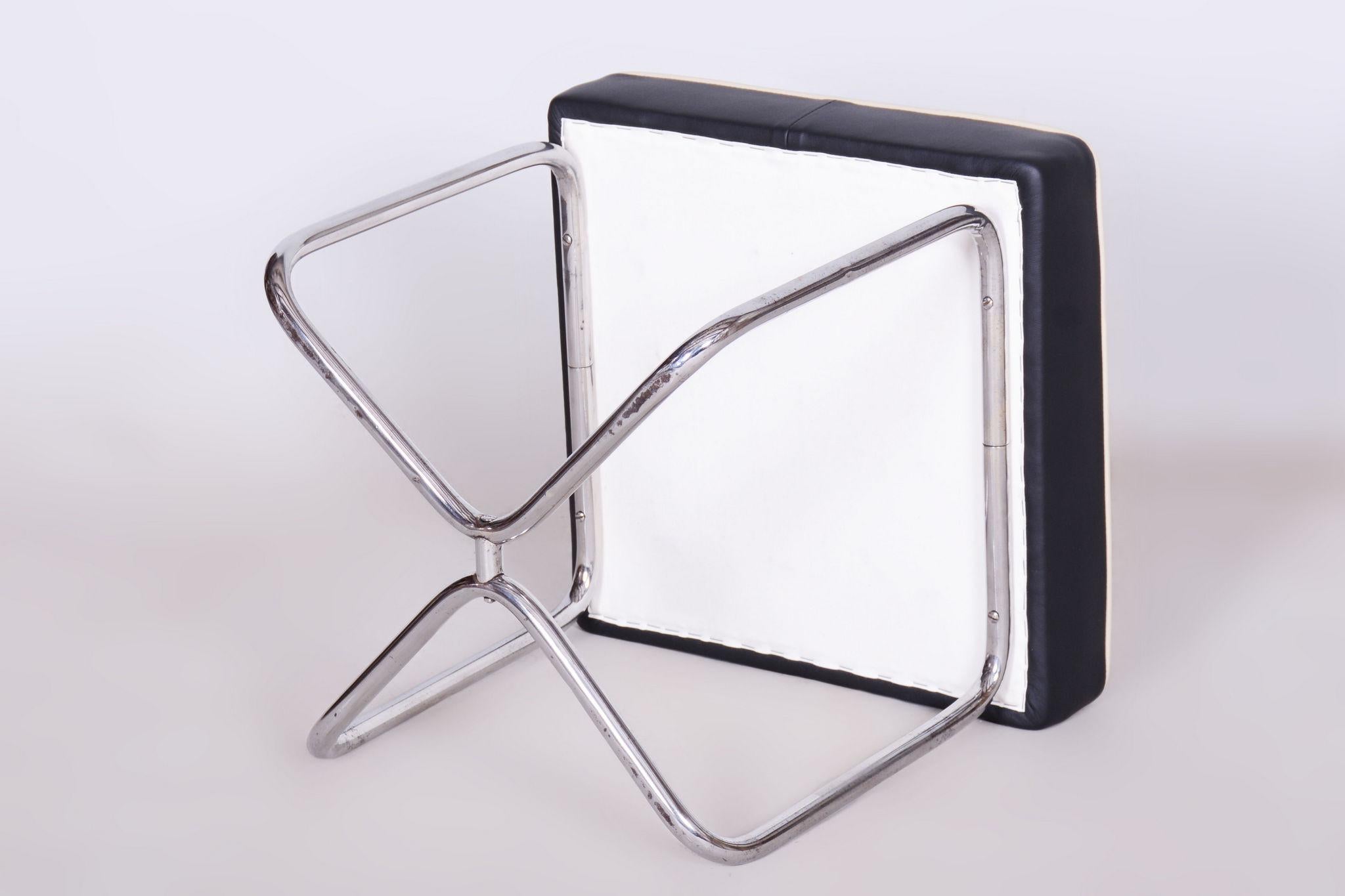 Restored Bauhaus Stool Designed By Marcel Breuer and Made By Mücke Melder.

Designer: Marcel Breuer
Maker: Mücke Melder
Material: Chrome-plated Steel, High-Quality Leather
Source: Czechia (Czechoslovakia)
Period: 1930-1939

Designed by
