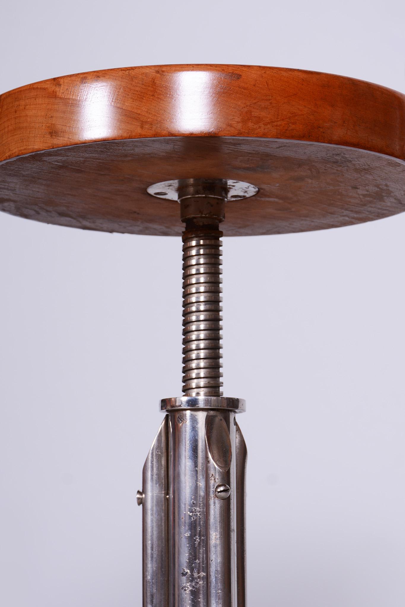 Restaurierter Bauhaus-Hocker, Mücke Melder, Buche, verchromter Stahl, Tschechien, 1930er Jahre (Mitte des 20. Jahrhunderts) im Angebot
