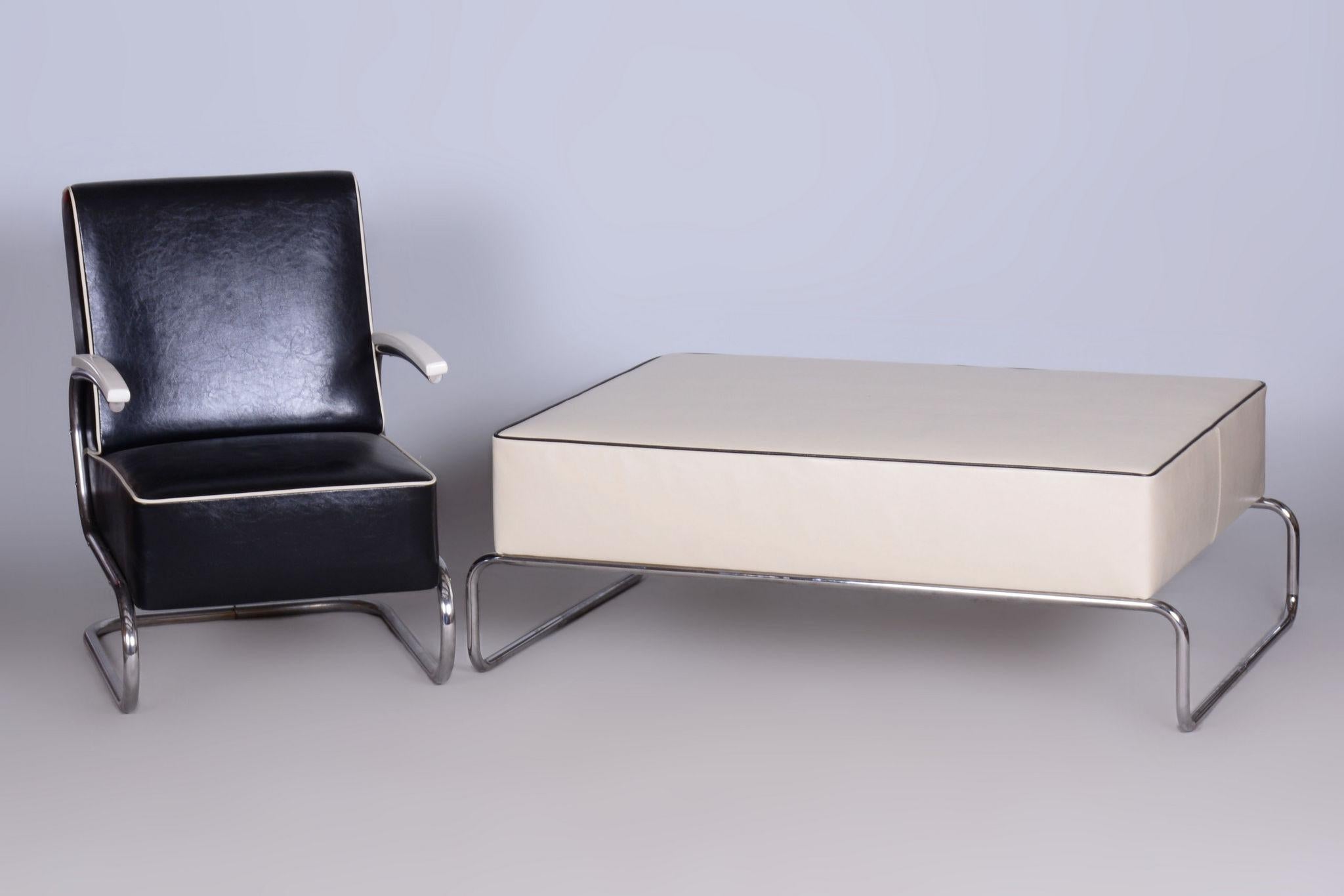 Restored Bauhaus Stool-Table, Chrome Steel, New Upholstery, Czechia, 1930s For Sale 3