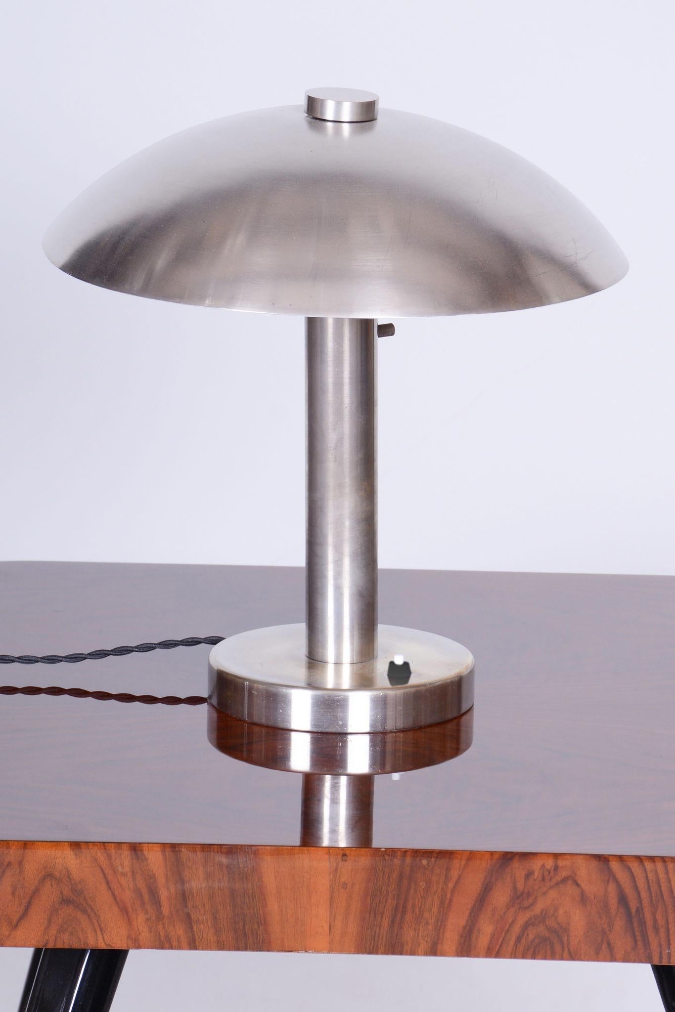 Restored Bauhaus Table Lamp, by Franta Anýž, New Electrification, Czech, 1920s For Sale 1