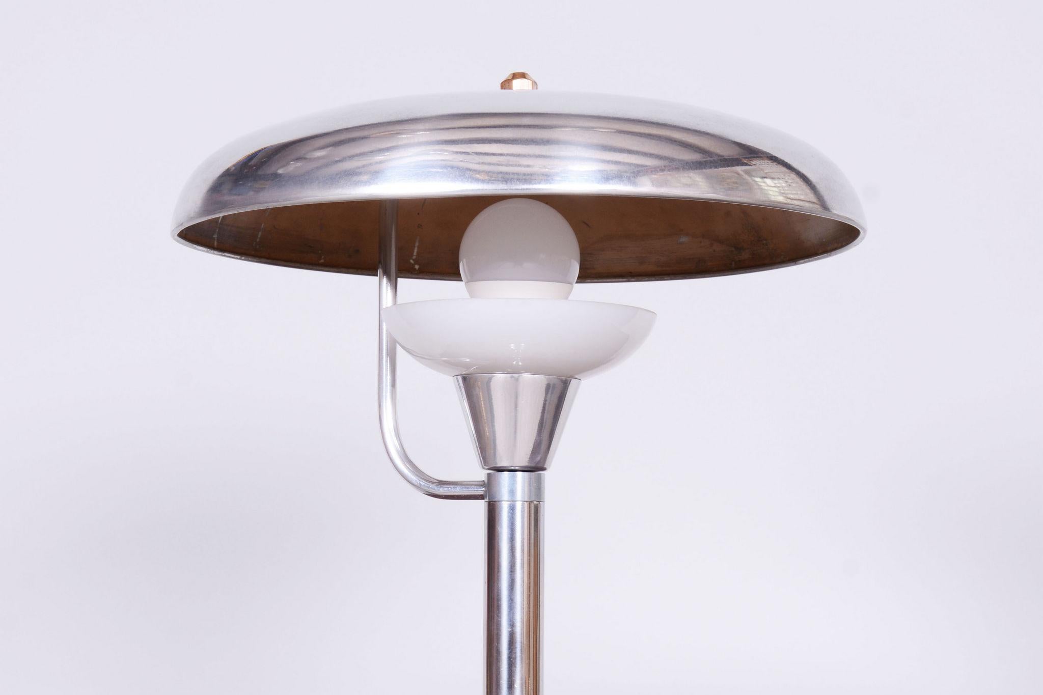 Restored Bauhaus Table Lamp, by Franta Anýž, Nickle-Plated Steel, Czech, 1920s For Sale 2