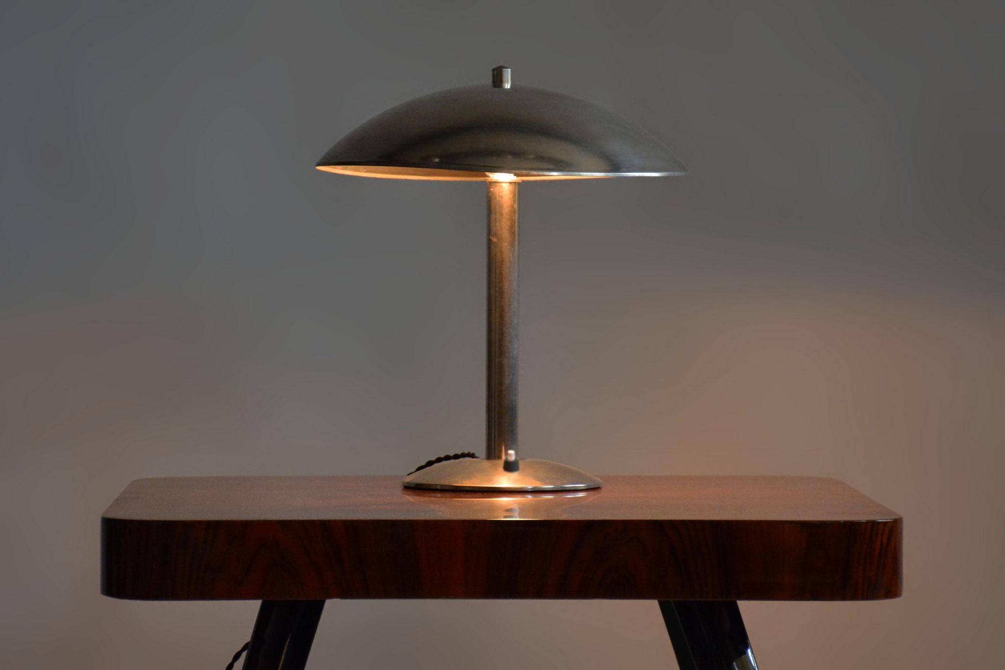 Restored Bauhaus Table Lamp, by NAPAKO, Chrome-Plated Steel, Czech, 1930s For Sale 5