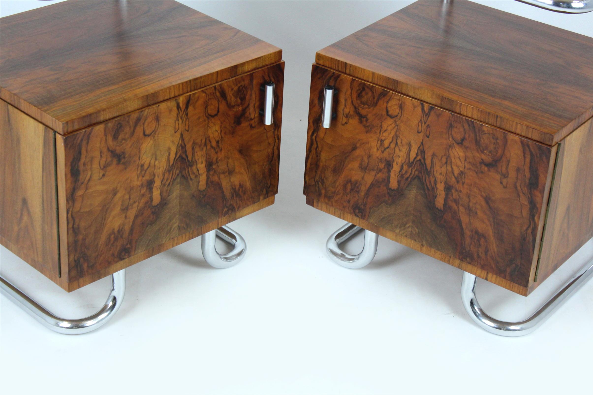 Restored Bauhaus Tubular Steel Nightstands by Hynek Gottwald, 1930s, Set of 2 8