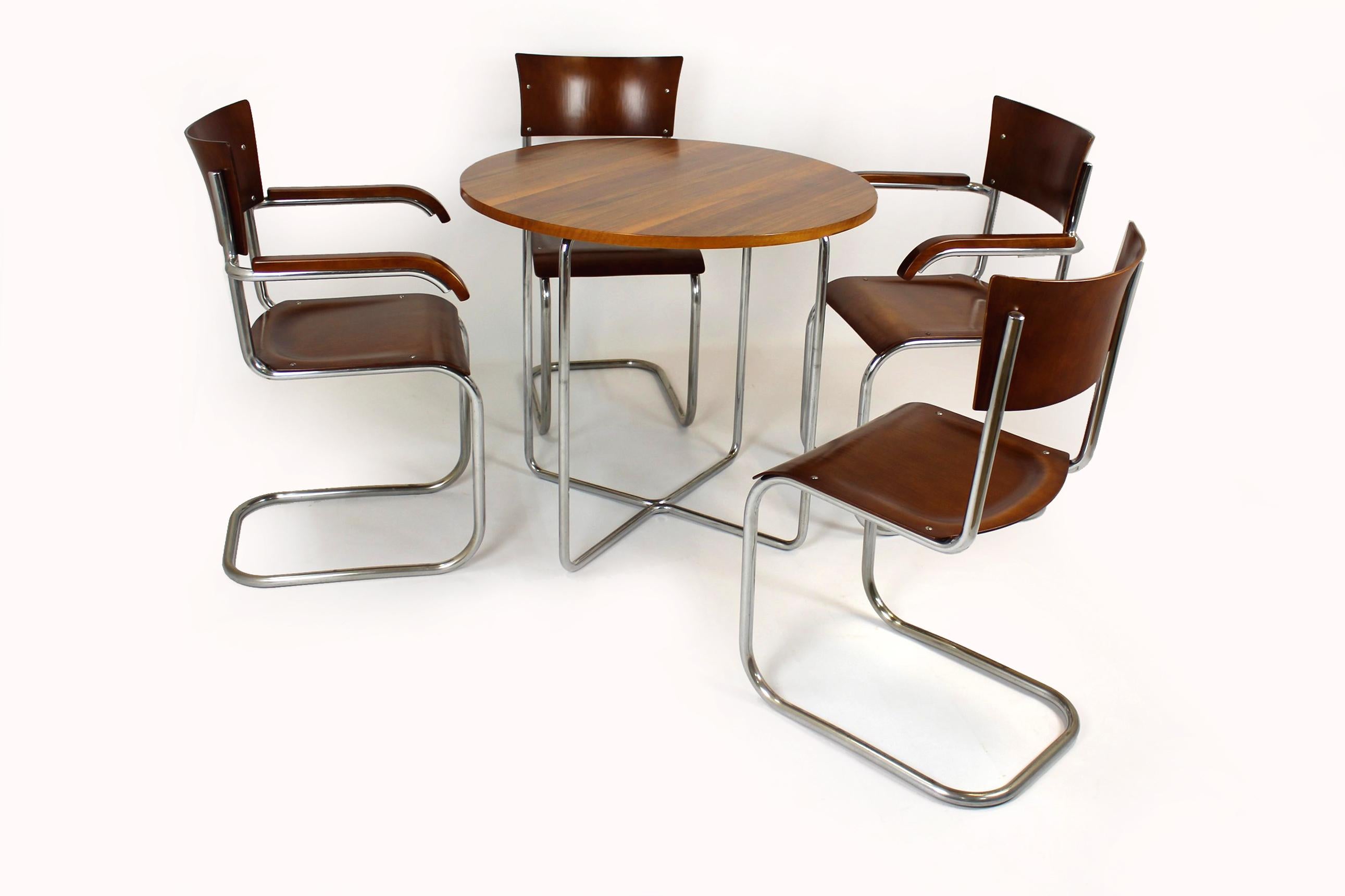 Restored Bauhaus Tubular Steel Set, Round Table and Four Chairs by Mart Stam, 19 For Sale 4