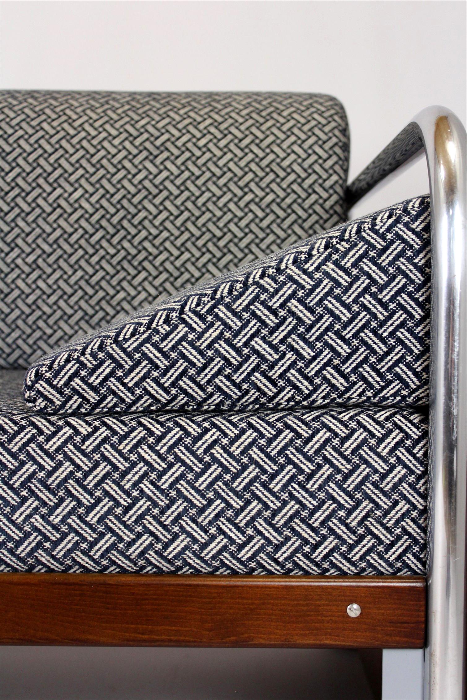 Restauriertes Bauhaus-Sofa aus Stahlrohr von Robert Slezak, 1930er Jahre (20. Jahrhundert) im Angebot