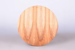 Mesa redonda de nogal Bauhaus restaurada, Mücke - Melder, cromo, Chequia, años 30