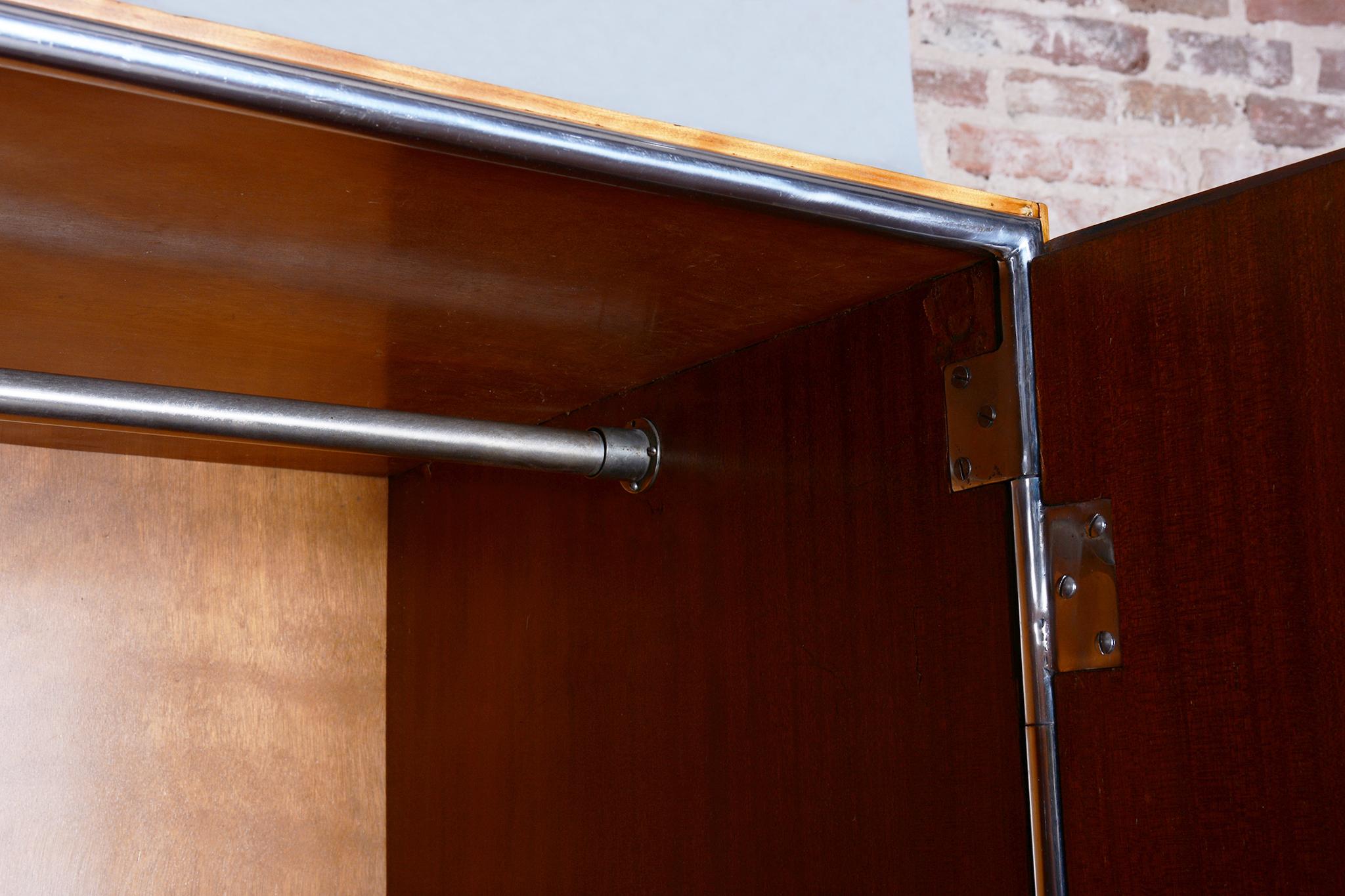 Restaurierter Bauhaus-Schrank, von H.J.Hagemann, Mücke-Melder, Tschechien, 1930er Jahre im Angebot 3