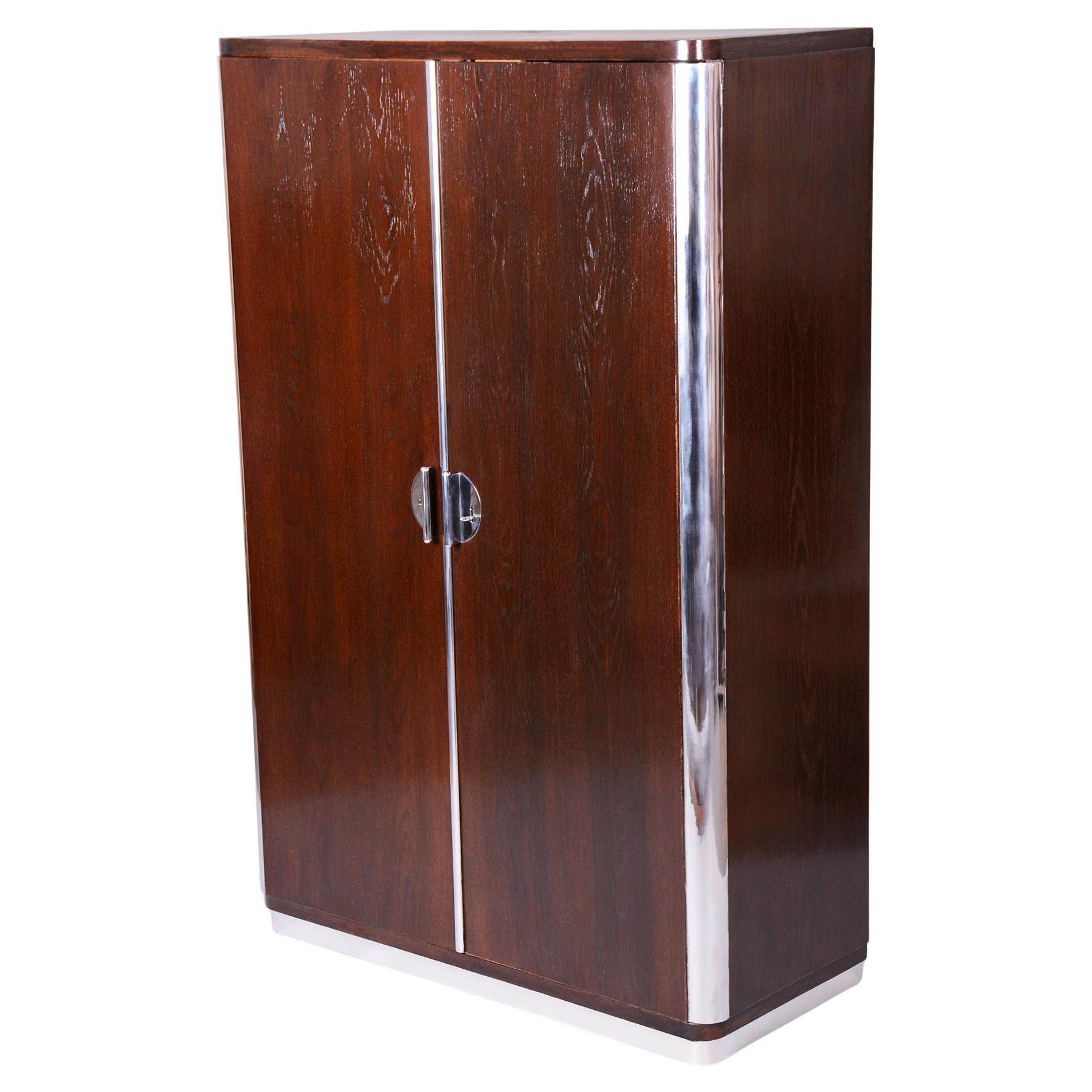 Armario Bauhaus restaurado, de Vichr a spol., Cromo, Acero, Roble, Checo, Década de 1930