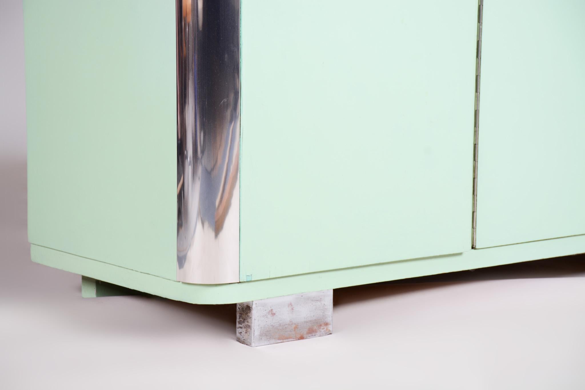 Restored Bauhaus Wardrobe, by Vichr a spol., Original Paint, Czech, 1930s in vendita 13