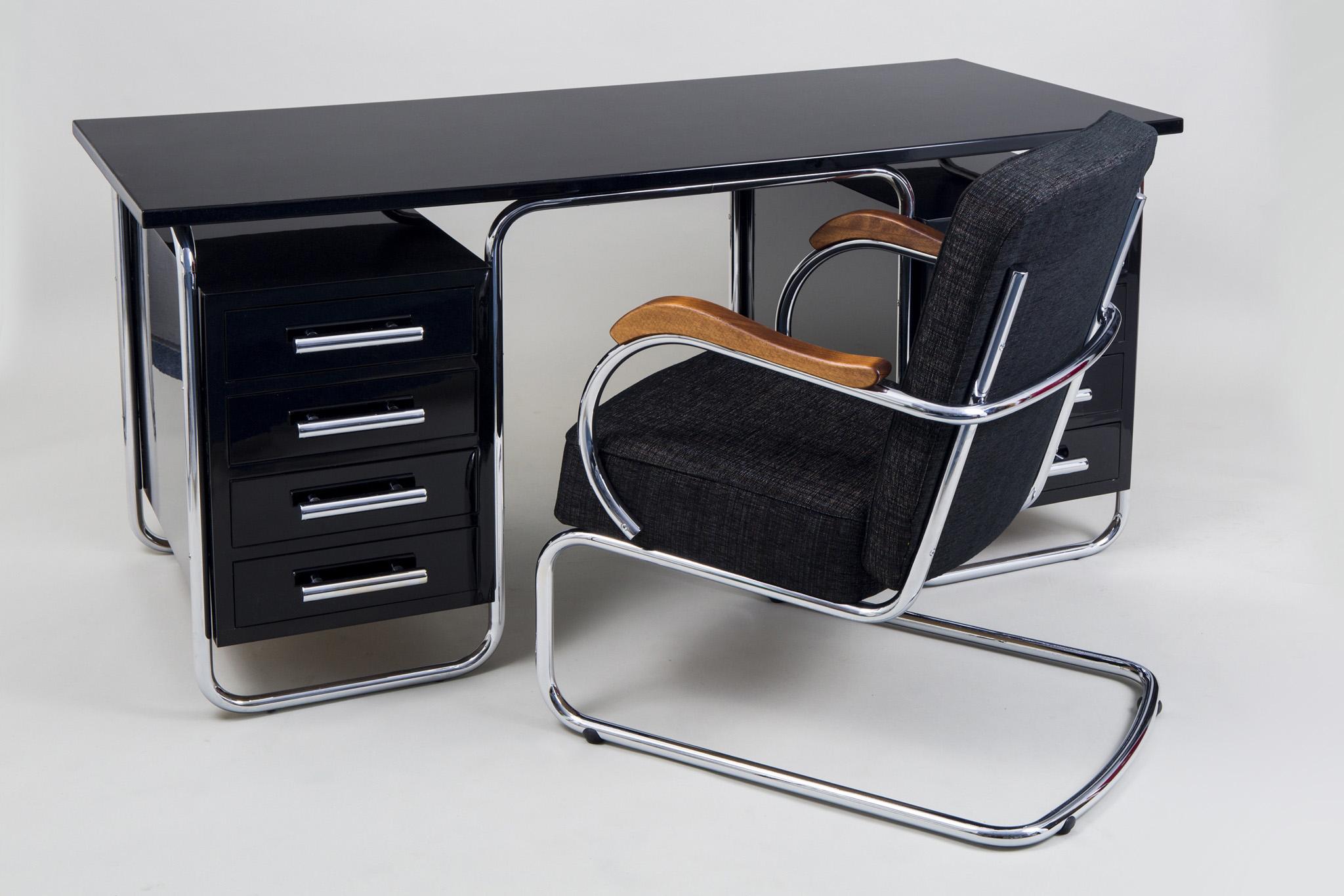 Escritorio Bauhaus restaurado, de Marcel Breuer para Thonet, República Checa, años 30 en venta 1