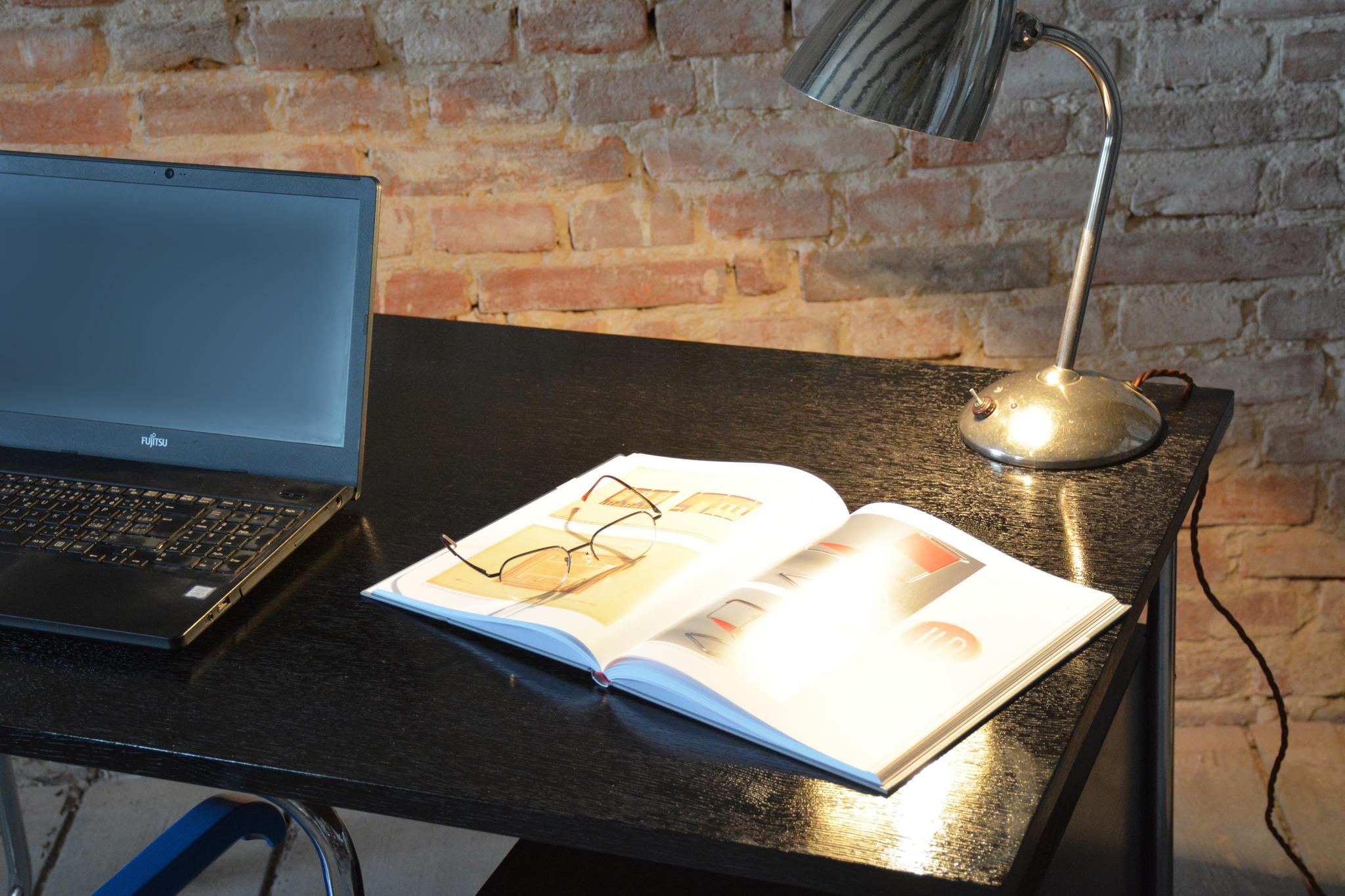 Restored Bauhaus Writing Desk, by Robert Slezák, Beech, Chrome, Czech, 1930s For Sale 5