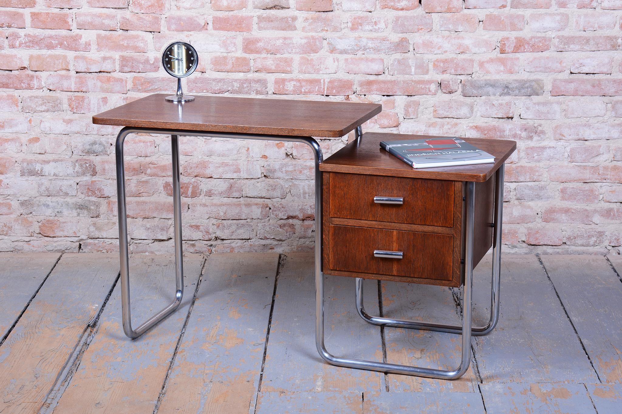 Restored Bauhaus Writing Desk, by Robert Slezák, Oak, Chrome, Czech, 1930s For Sale 6