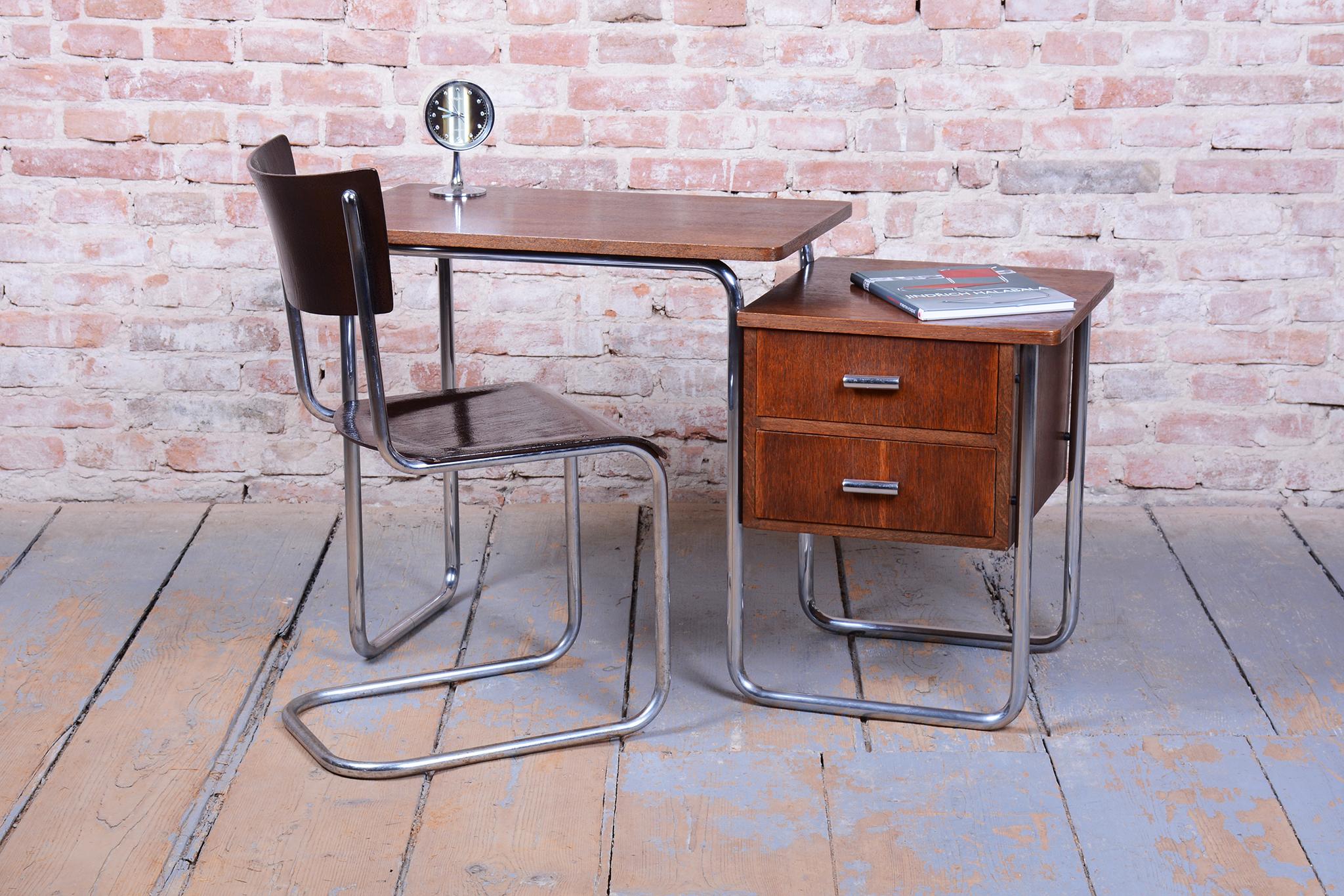 Restored Bauhaus Writing Desk, by Robert Slezák, Oak, Chrome, Czech, 1930s For Sale 8