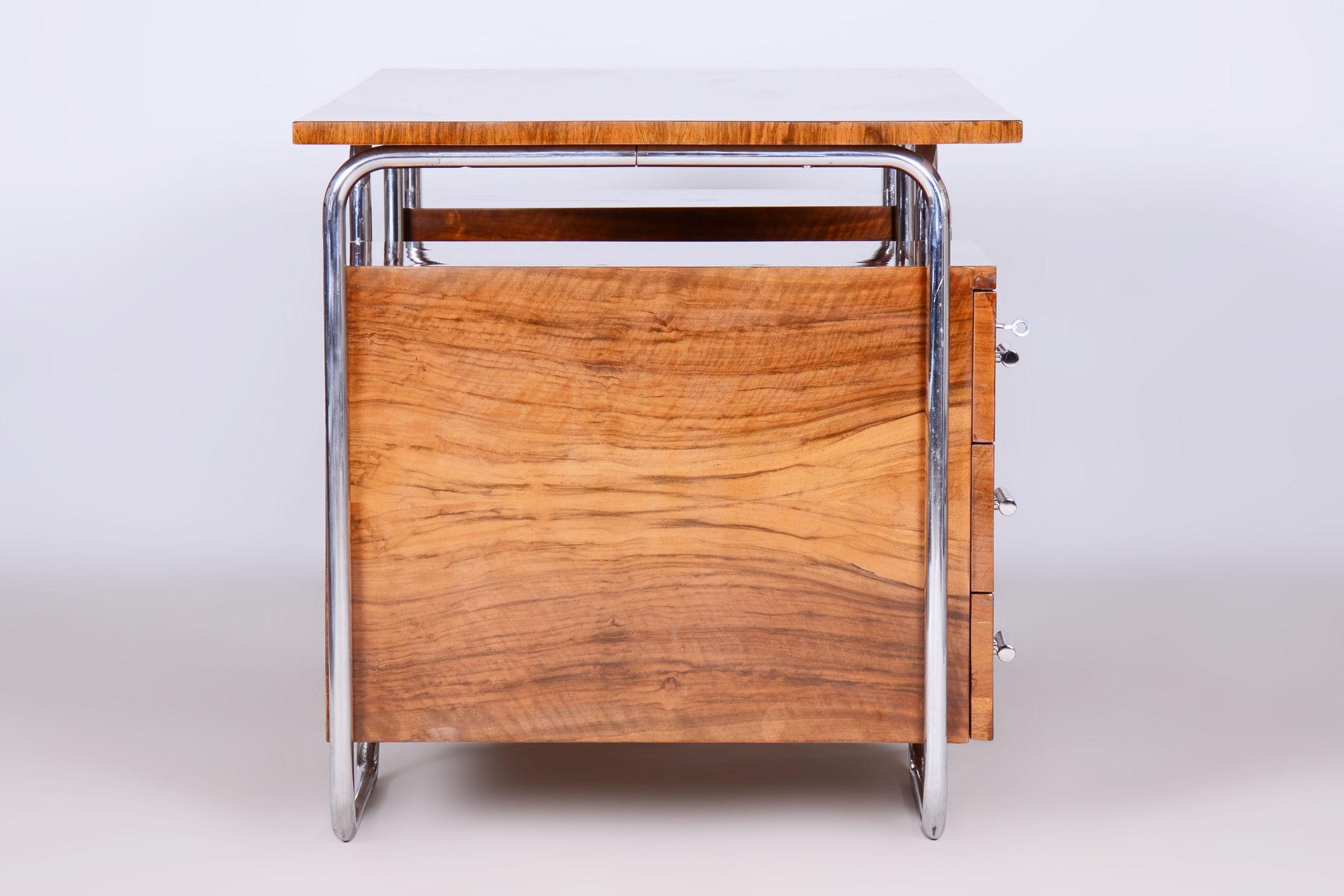 Restored Bauhaus Writing Desk, by Robert Slezák, Walnut, Chrome, Czech, 1930s For Sale 12