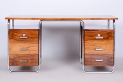 Bureau Bauhaus restauré, par Robert Slezák, noyer, chrome, tchèque, années 1930