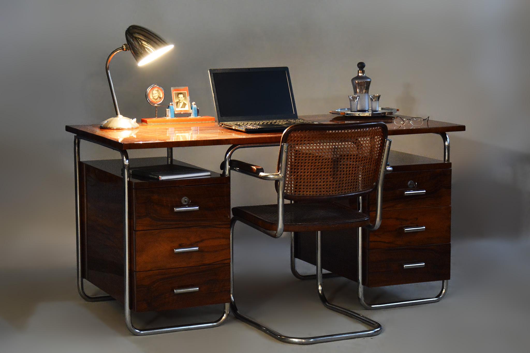 Restored Bauhaus Writing Desk, by Robert Slezák, Walnut, Chrome, Czech, 1930s For Sale 15