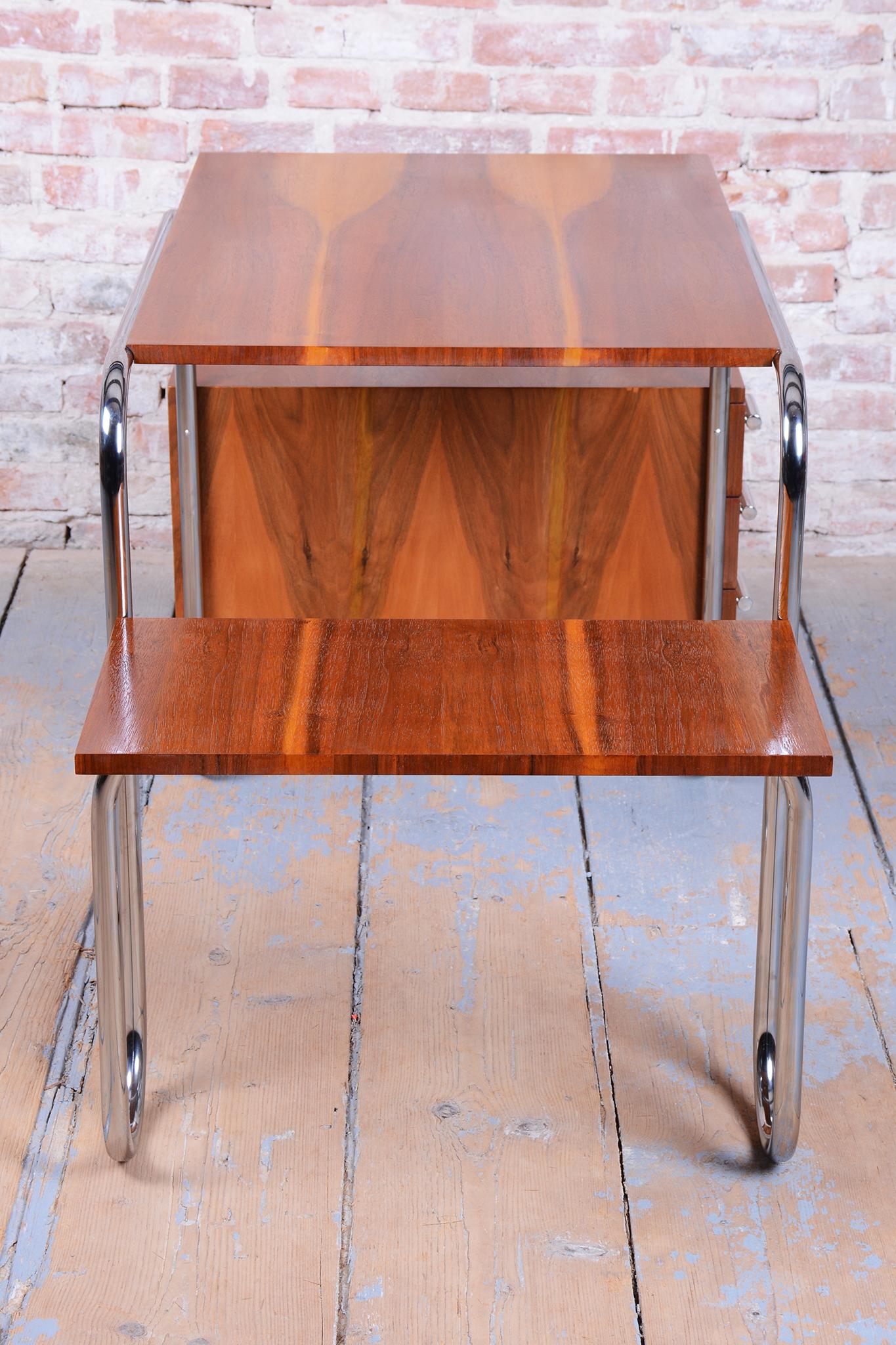 Restored Bauhaus Writing Desk, by Robert Slezak, Walnut, Chrome, Czech, 1940s For Sale 7