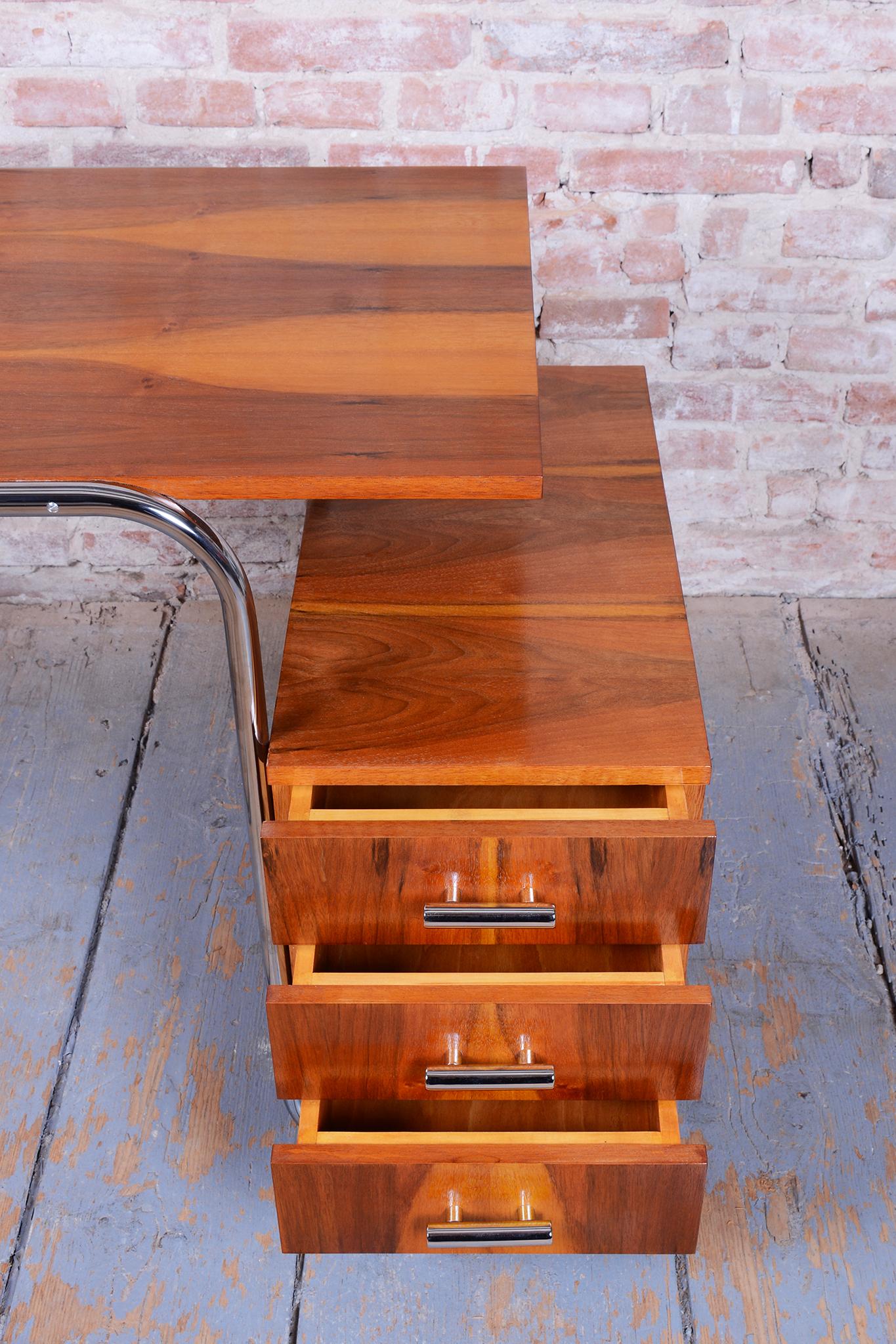 Mid-20th Century Restored Bauhaus Writing Desk, by Robert Slezak, Walnut, Chrome, Czech, 1940s For Sale