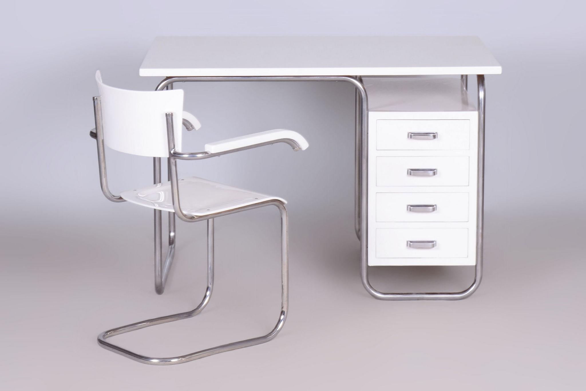 Restored Bauhaus Writing Desk With Chair, Chrome, Steel, Wood, Czech, 1930s In Good Condition For Sale In Horomerice, CZ
