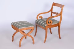 Sillón Biedermeier restaurado con taburete, Haya, Roble, Cerezo, Austria, Década de 1830