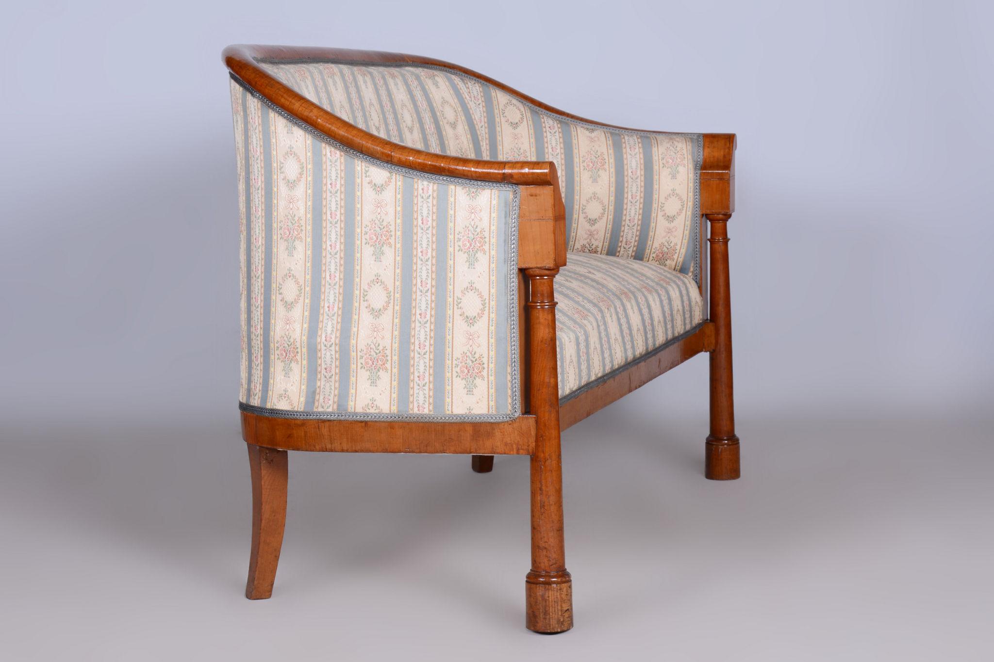 Restored Biedermeier Birch Seating Set, Revived Polish, Vienna, Austria, 1830s For Sale 7
