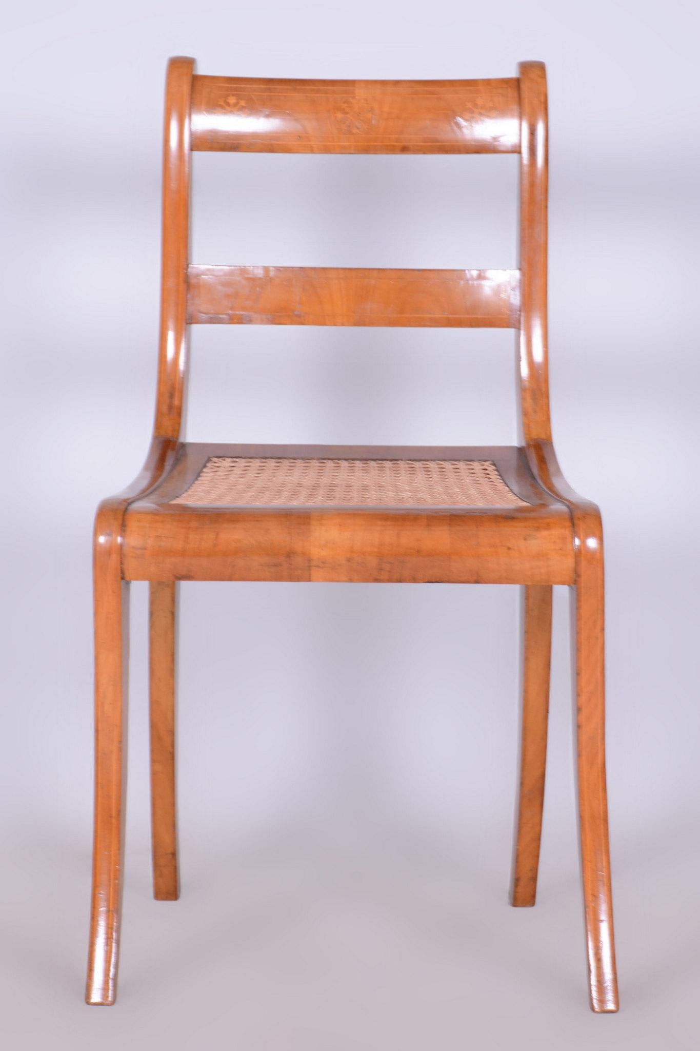 Restaurierter Biedermeier-Stuhl, Kirschbaum, Rattan, Revived Polish, Österreich, 1830er Jahre im Angebot 3