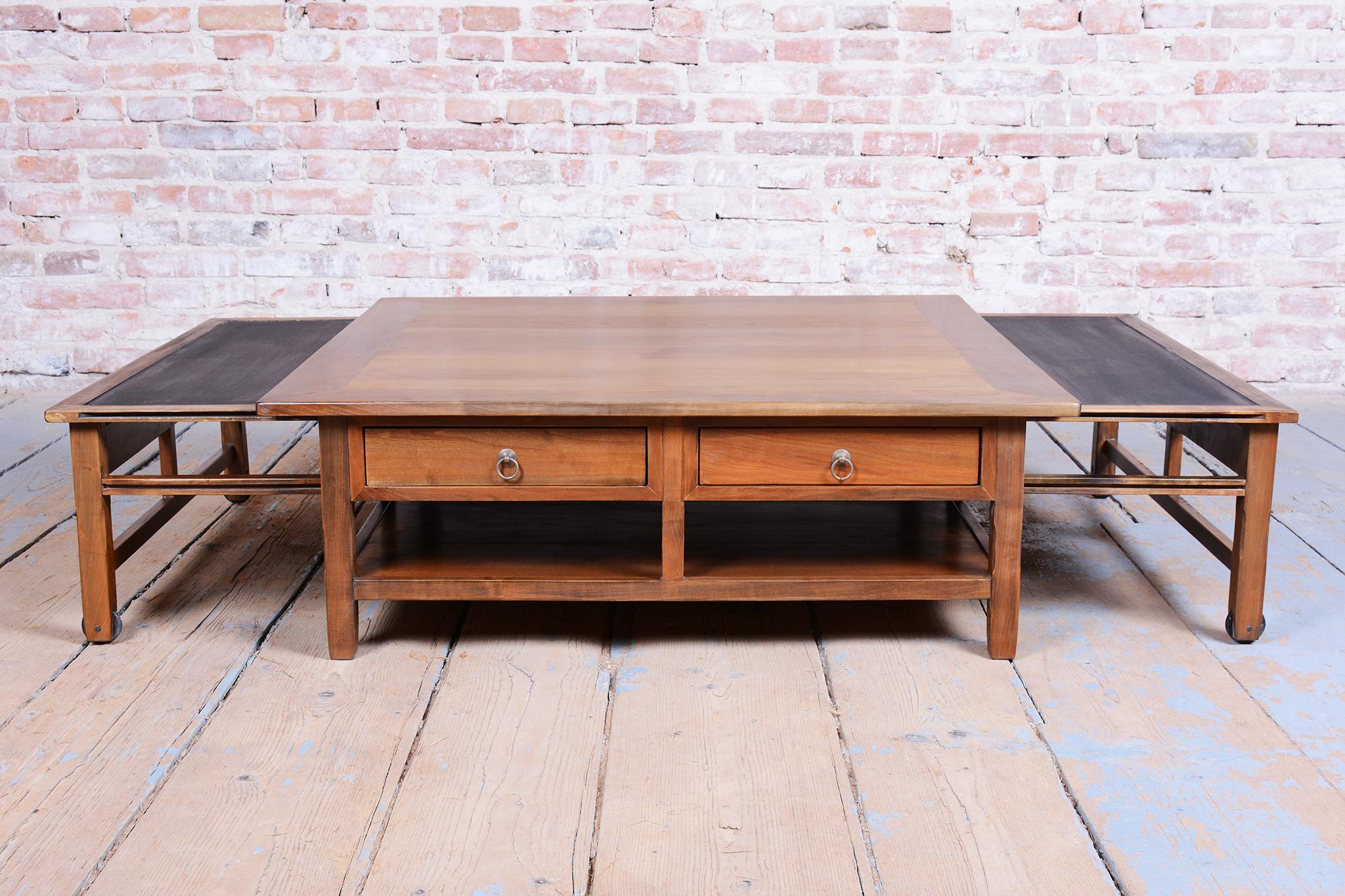 Table à café Biedermeier restaurée, cerisier, polonais ravivé, France, années 1890 en vente 4