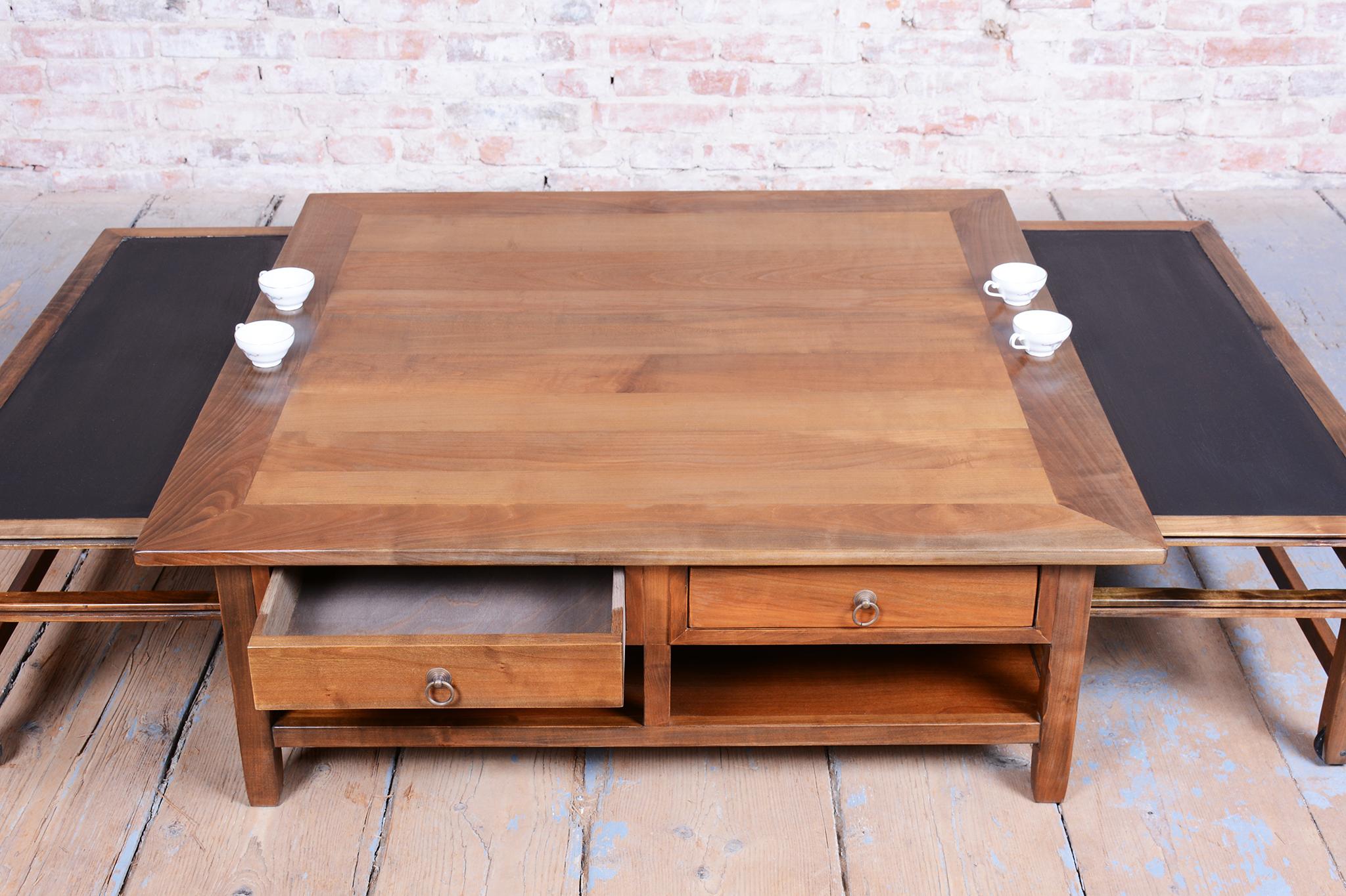 Table à café Biedermeier restaurée, cerisier, polonais ravivé, France, années 1890 en vente 10
