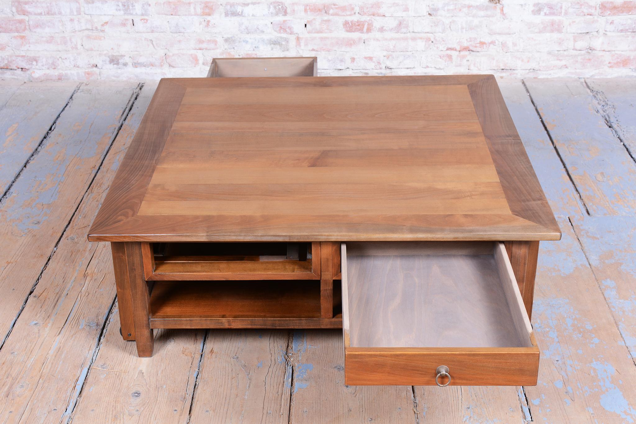 Table à café Biedermeier restaurée, cerisier, polonais ravivé, France, années 1890 en vente 3