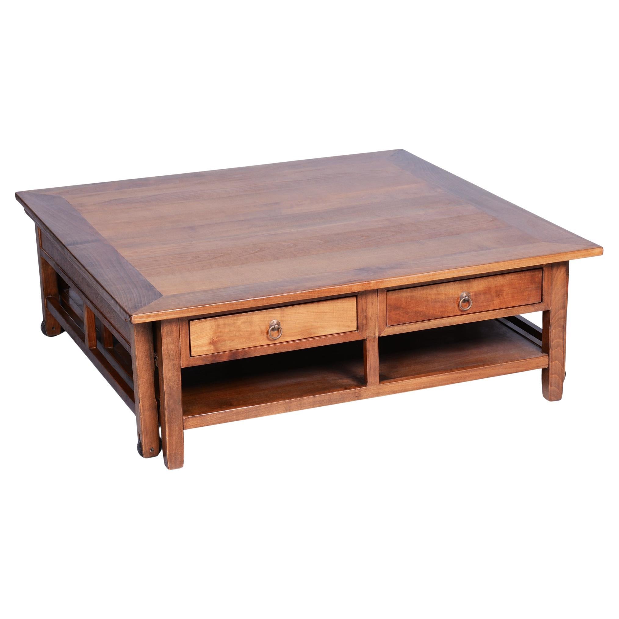 Table à café Biedermeier restaurée, cerisier, polonais ravivé, France, années 1890 en vente