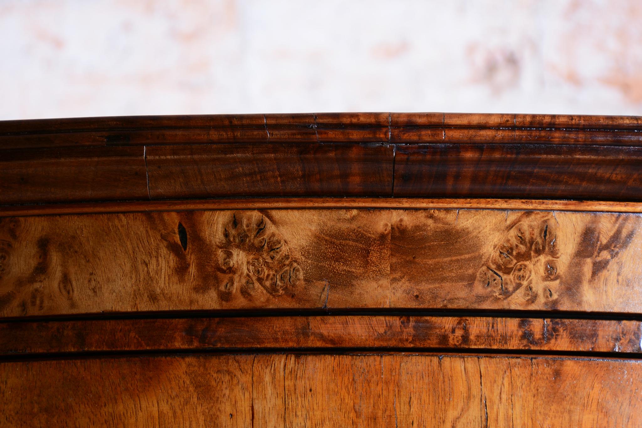 Mid-19th Century Restored Biedermeier Corner Cabinet, Walnut, Polished, Austria, 1830s For Sale