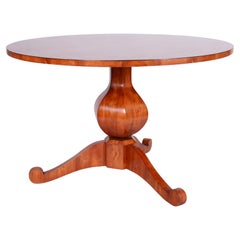 Tavolo da pranzo Biedermeier restaurato, legno di ciliegio, polacco restaurato, austriaco, anni '20 del XIX secolo