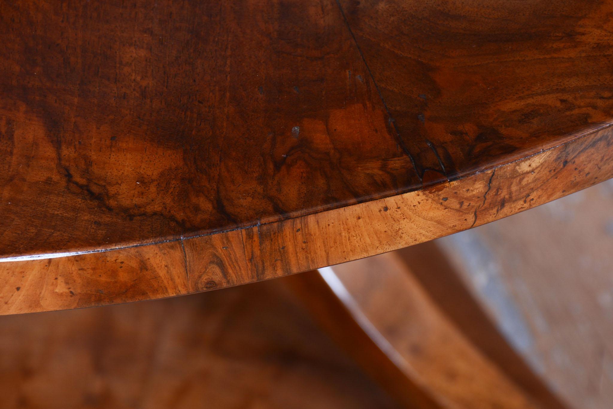 Restored Biedermeier Dining Table, Walnut, Revived Polish, Austrian, 1820s 7