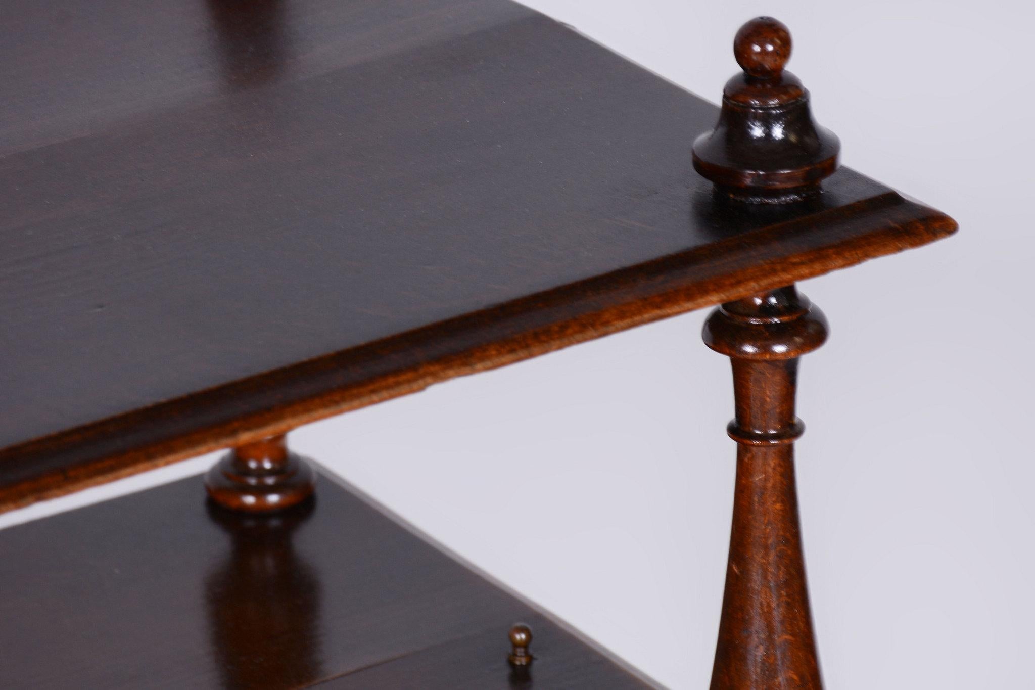 Biedermeier Étagère restaurato, Beeche, ruote in ottone, Francia, 1880 In condizioni buone in vendita a Brandys nad Labem, Středočeský kraj