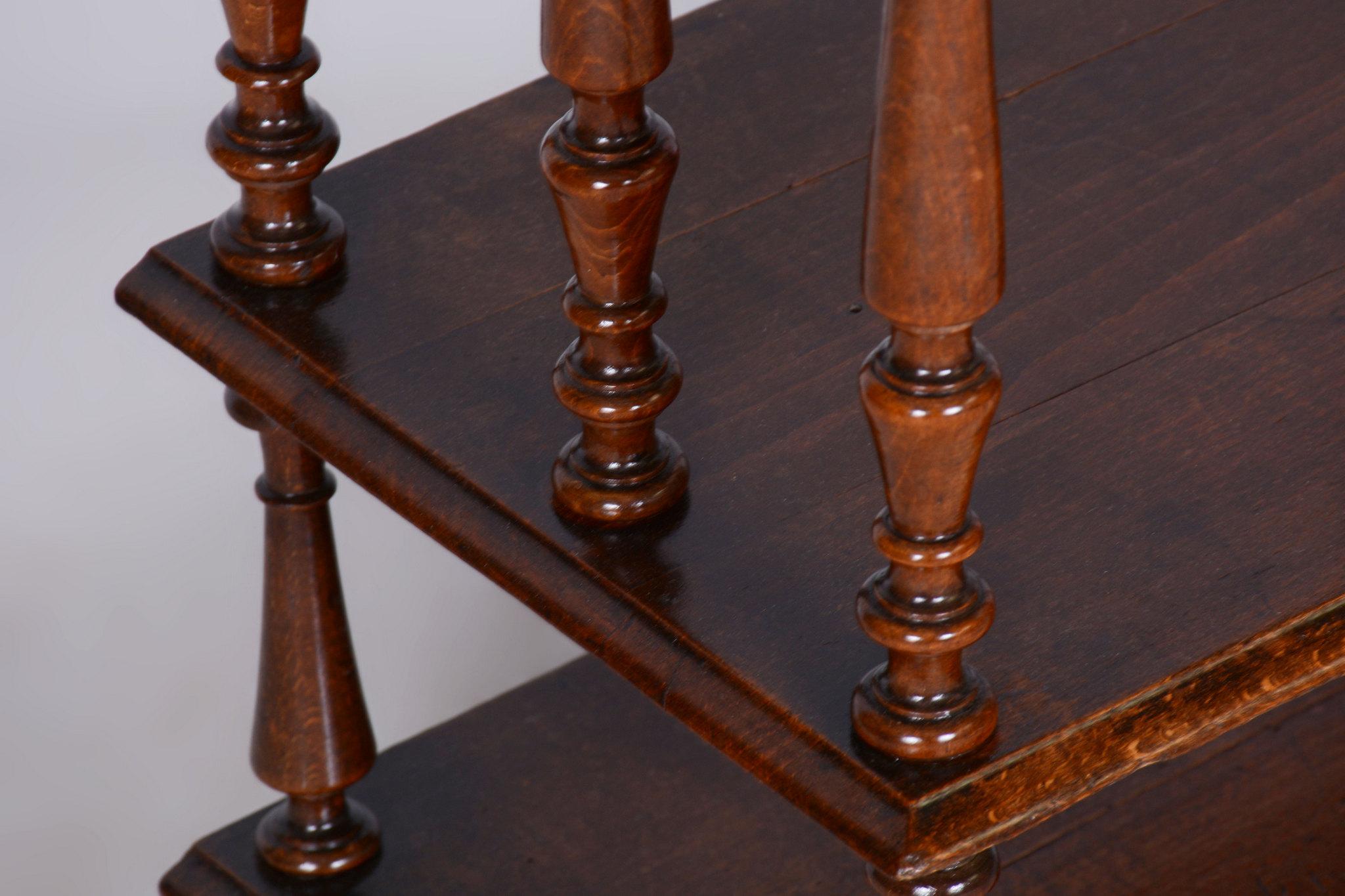 Legno Biedermeier Étagère restaurato, Beeche, ruote in ottone, Francia, 1880 in vendita